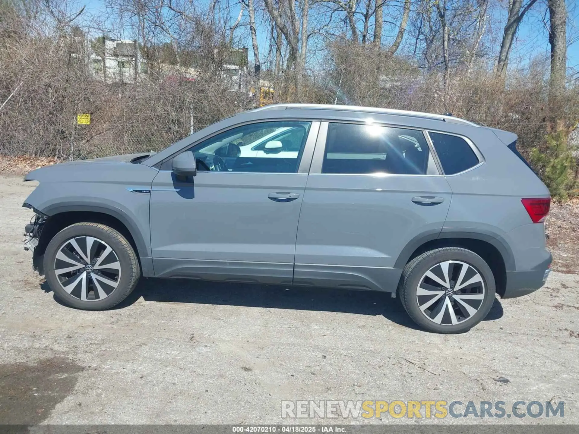15 fotografías del automóvil dañado 3VVWX7B26NM021440 VOLKSWAGEN TAOS 2022