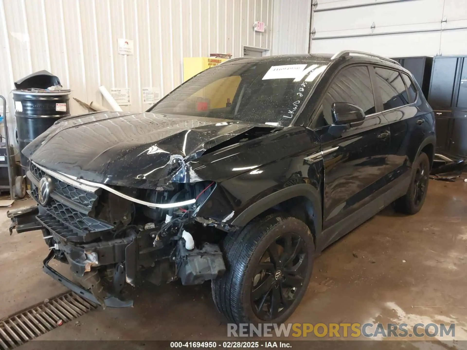 2 fotografías del automóvil dañado 3VVYX7B27NM081834 VOLKSWAGEN TAOS 2022