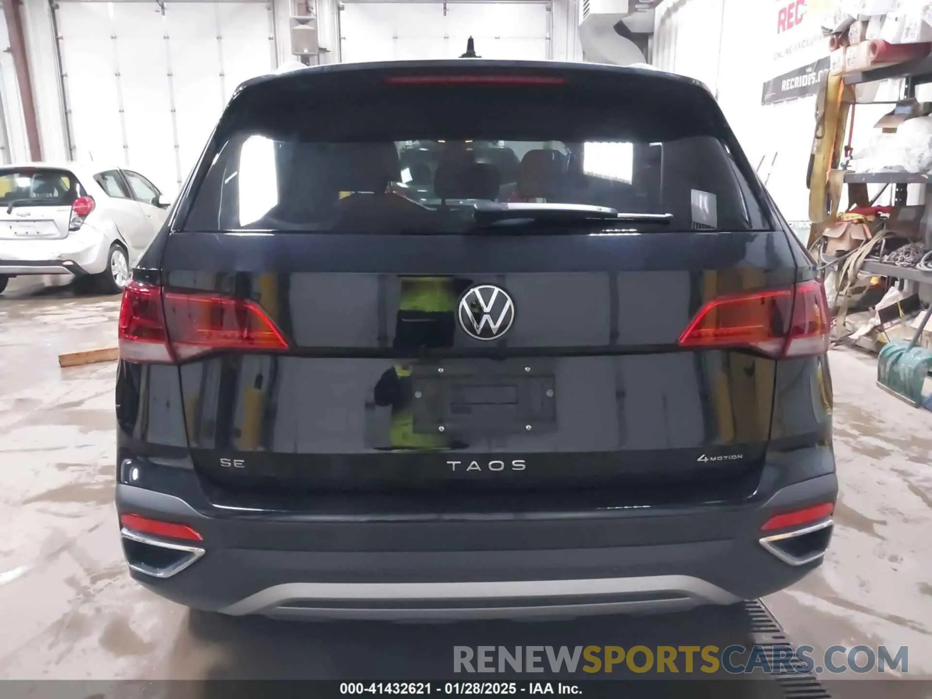 16 fotografías del automóvil dañado 3VVYX7B2XNM033616 VOLKSWAGEN TAOS 2022