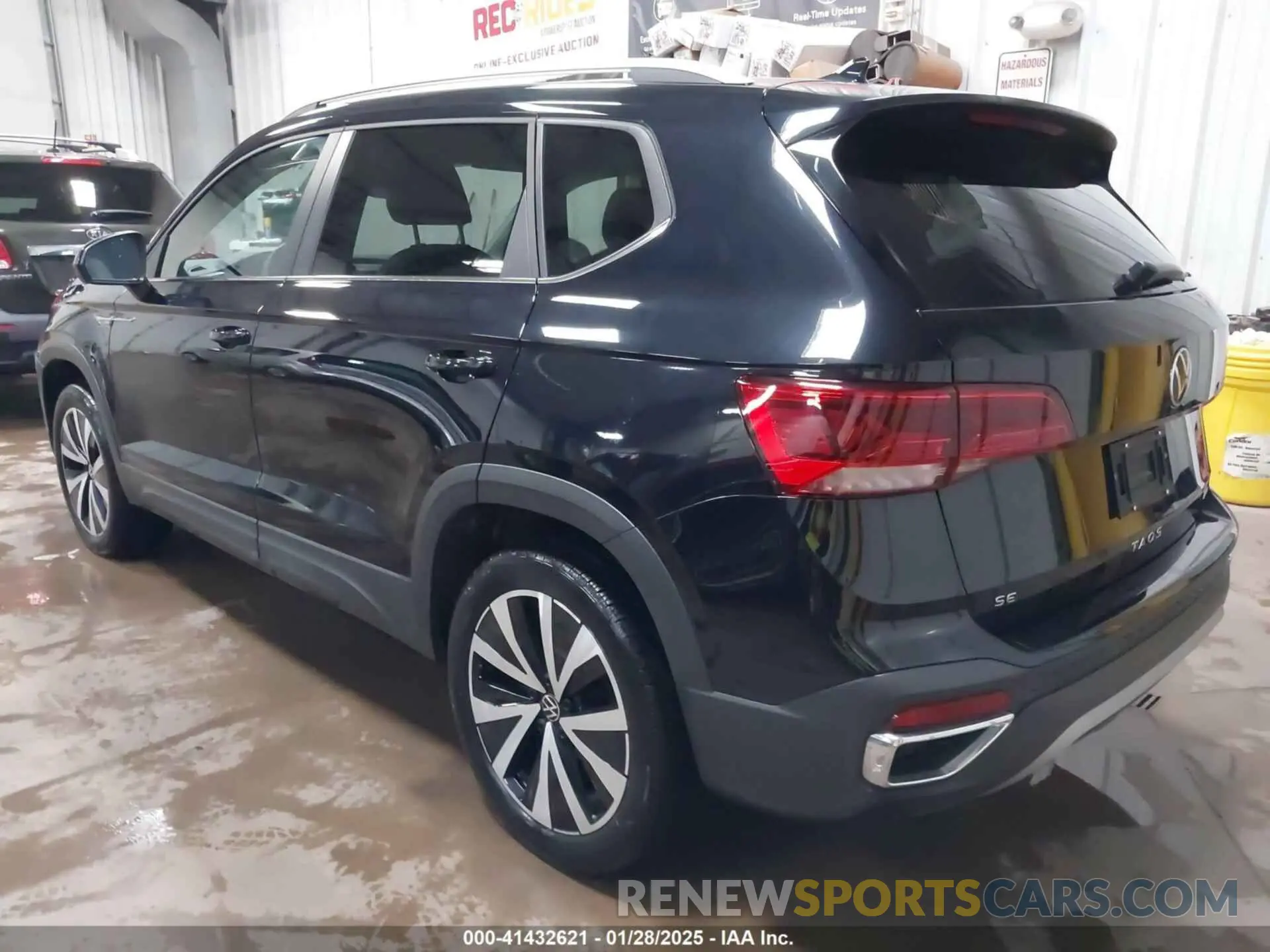 3 fotografías del automóvil dañado 3VVYX7B2XNM033616 VOLKSWAGEN TAOS 2022