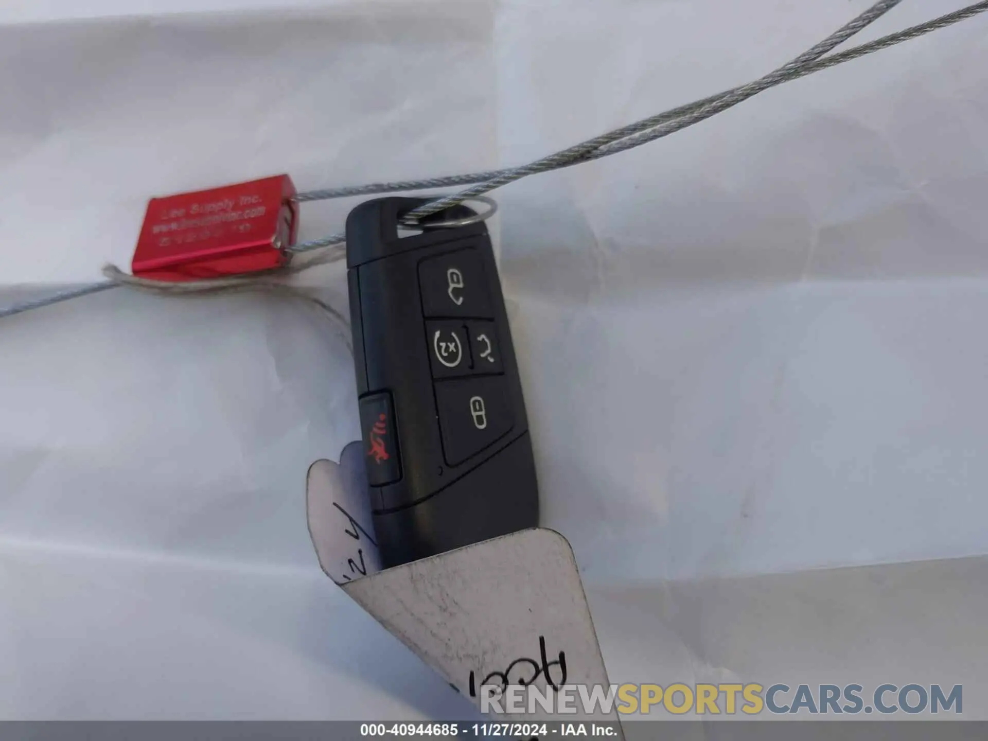 11 fotografías del automóvil dañado 3VV4X7B23PM360604 VOLKSWAGEN TAOS 2023