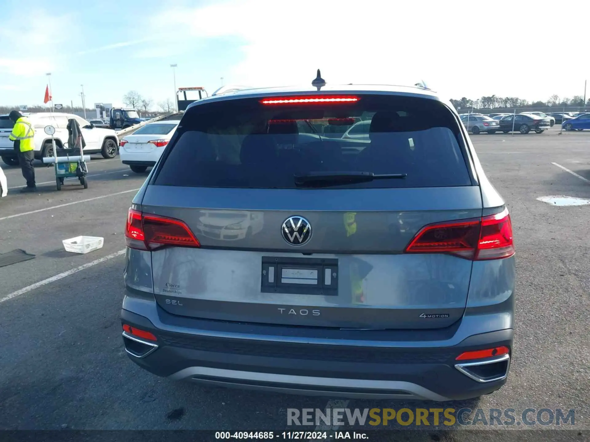16 fotografías del automóvil dañado 3VV4X7B23PM360604 VOLKSWAGEN TAOS 2023
