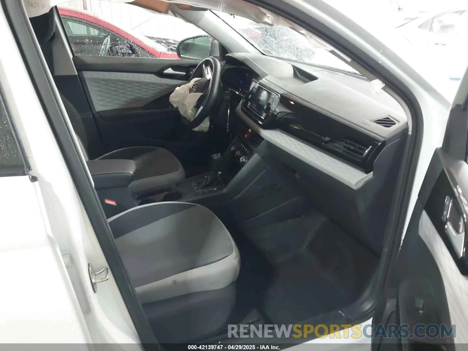 5 fotografías del automóvil dañado 3VVCX7B22PM307548 VOLKSWAGEN TAOS 2023
