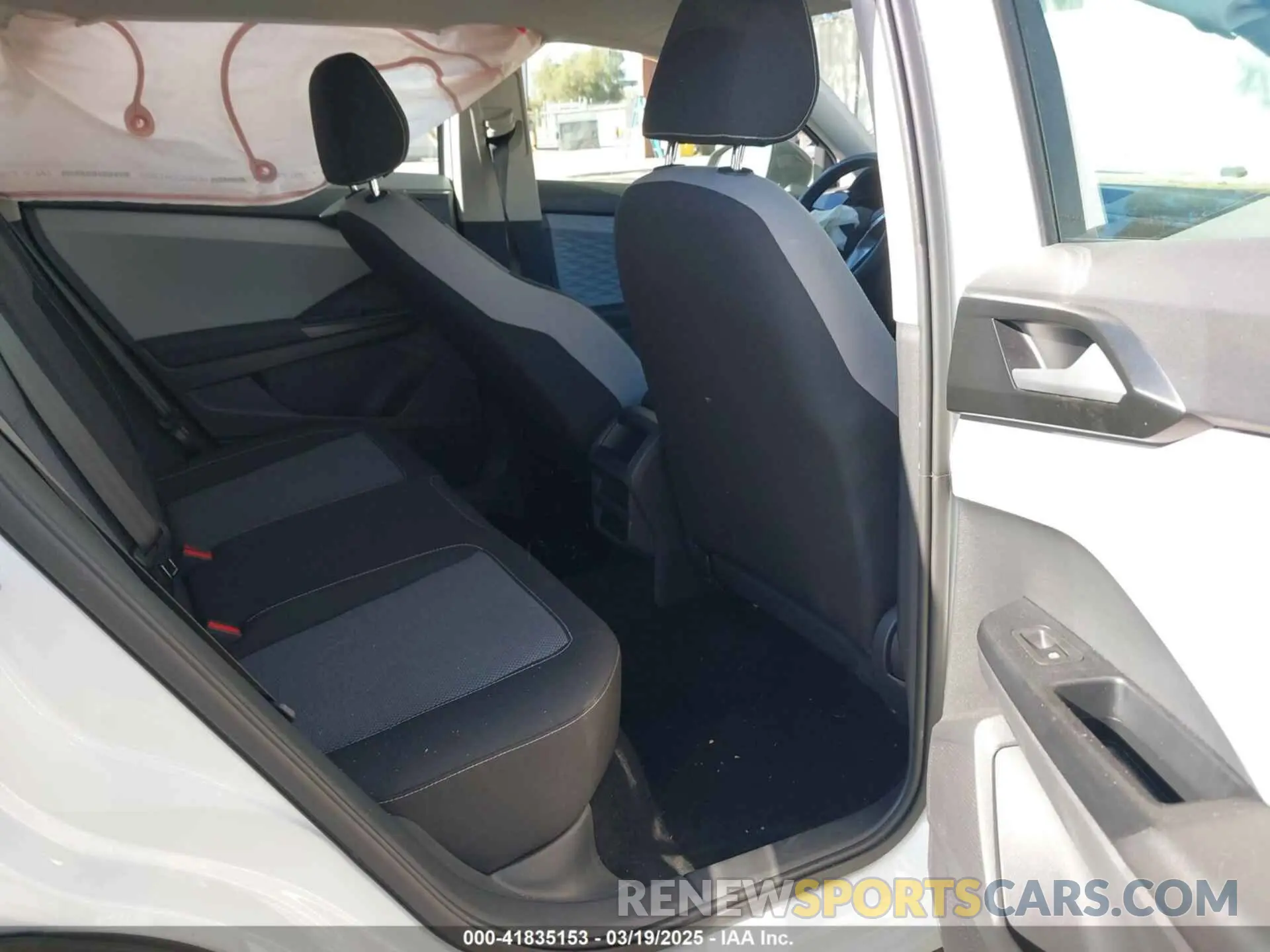 8 fotografías del automóvil dañado 3VVCX7B23PM321393 VOLKSWAGEN TAOS 2023