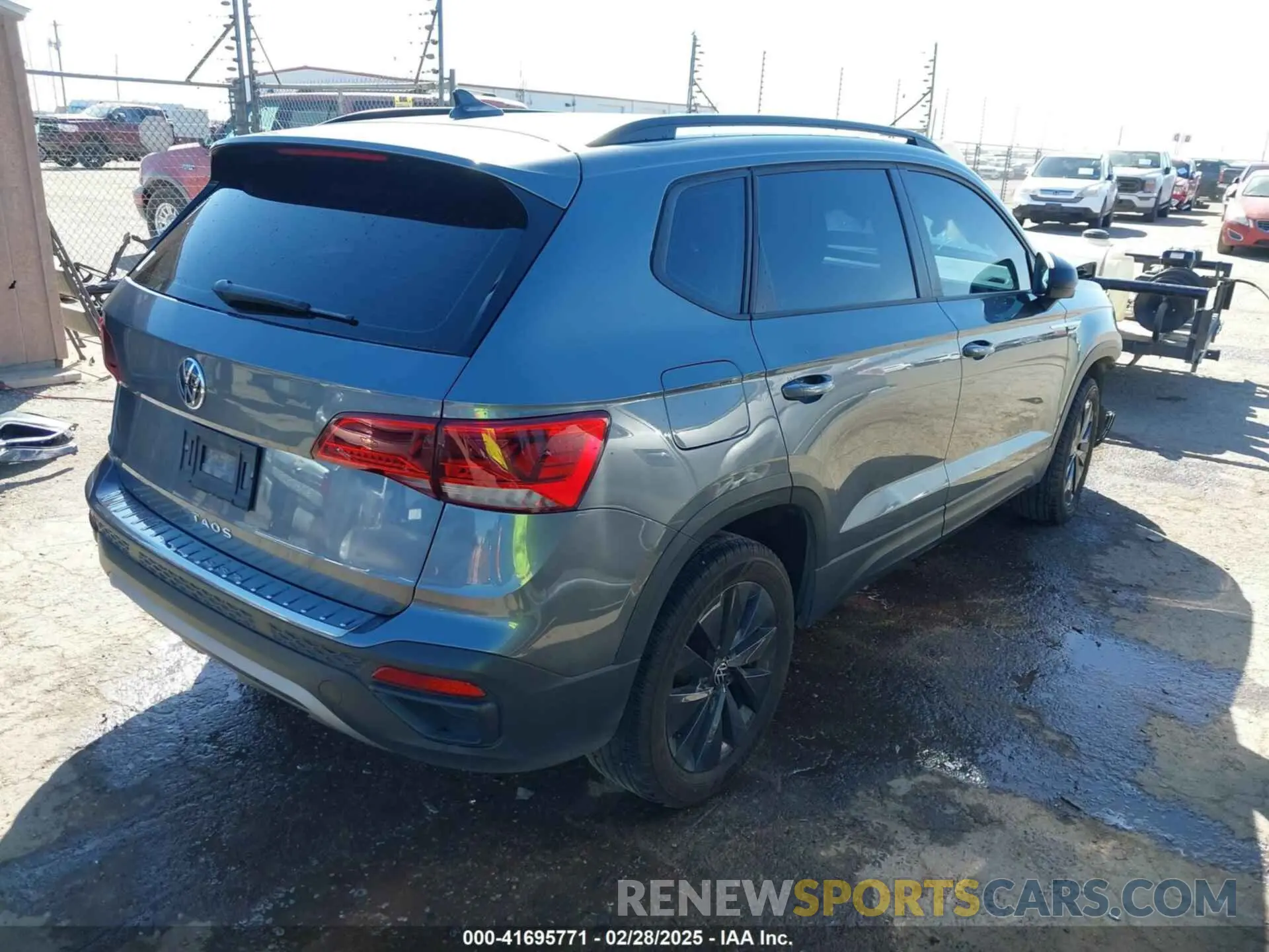 4 fotografías del automóvil dañado 3VVCX7B24PM368755 VOLKSWAGEN TAOS 2023