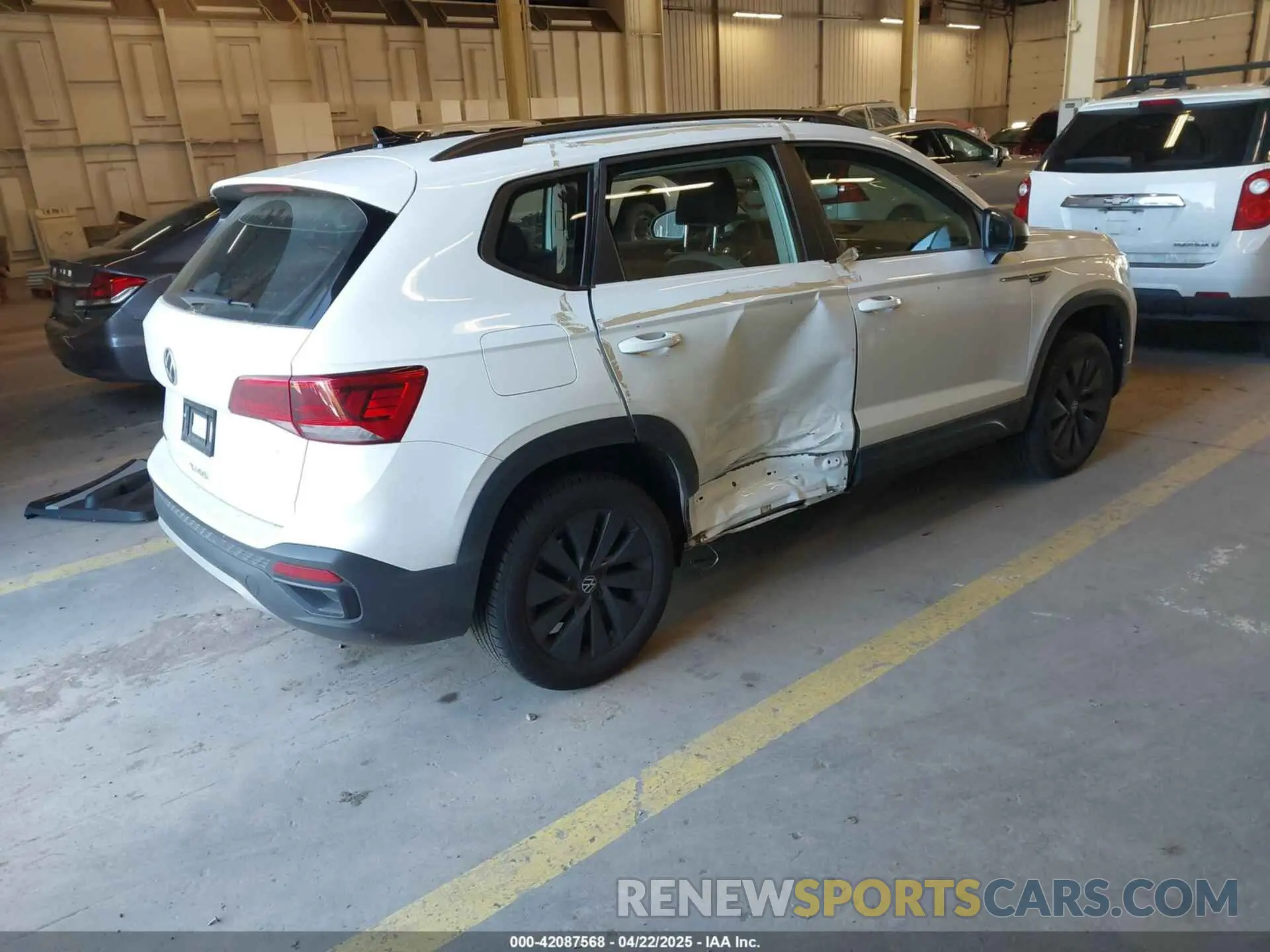 4 fotografías del automóvil dañado 3VVCX7B26PM365145 VOLKSWAGEN TAOS 2023