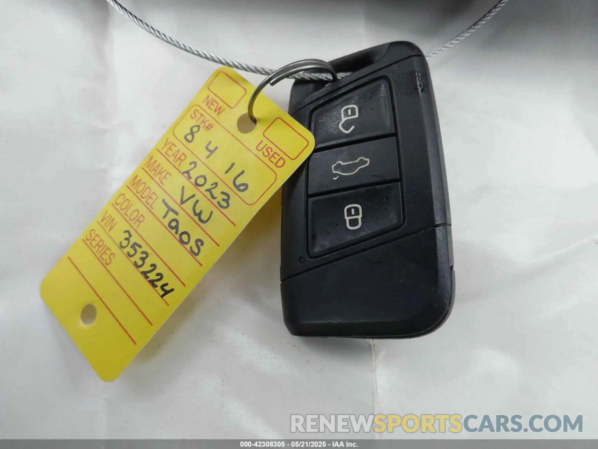 11 fotografías del automóvil dañado 3VVCX7B28PM353224 VOLKSWAGEN TAOS 2023