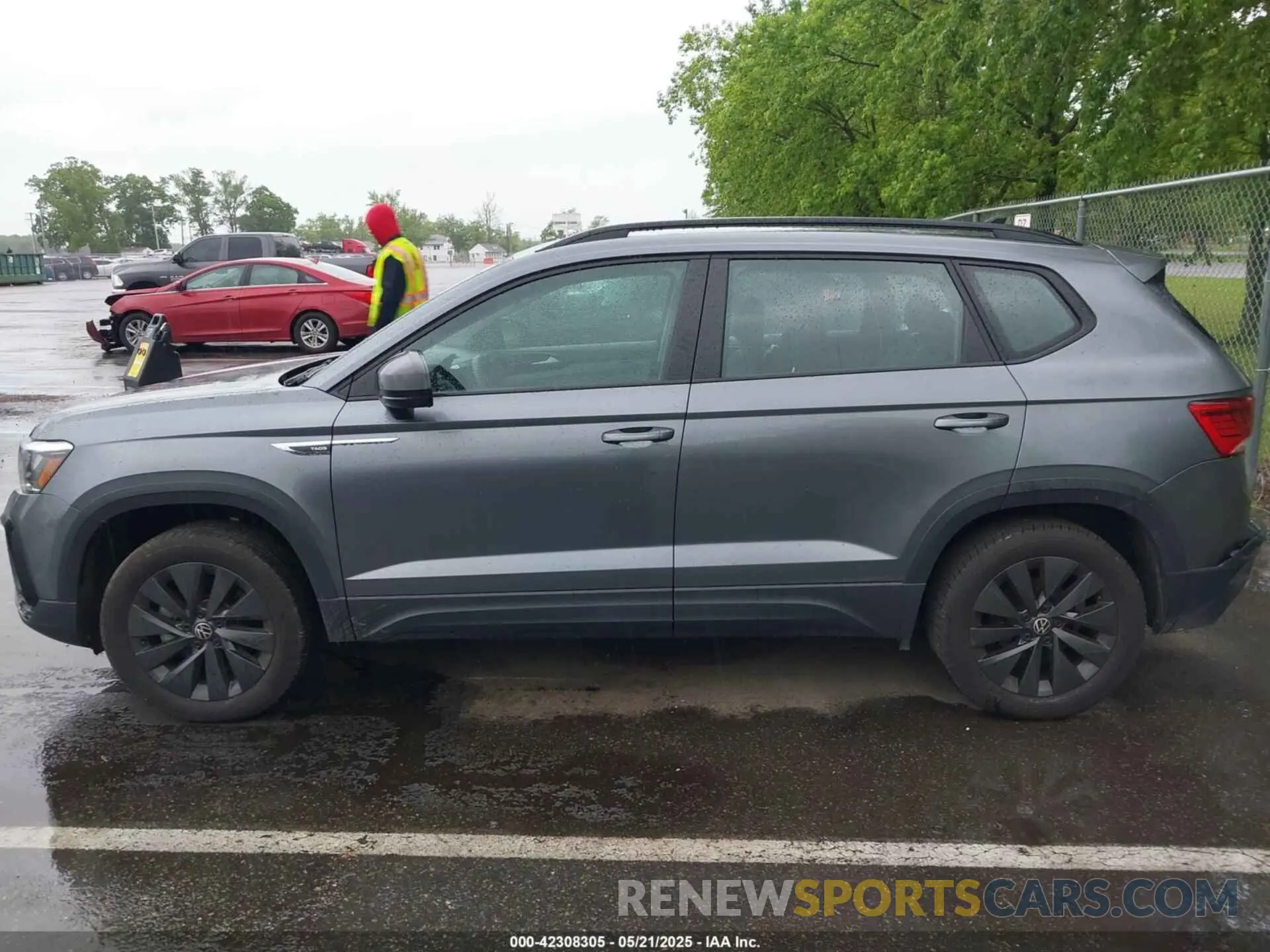 14 fotografías del automóvil dañado 3VVCX7B28PM353224 VOLKSWAGEN TAOS 2023