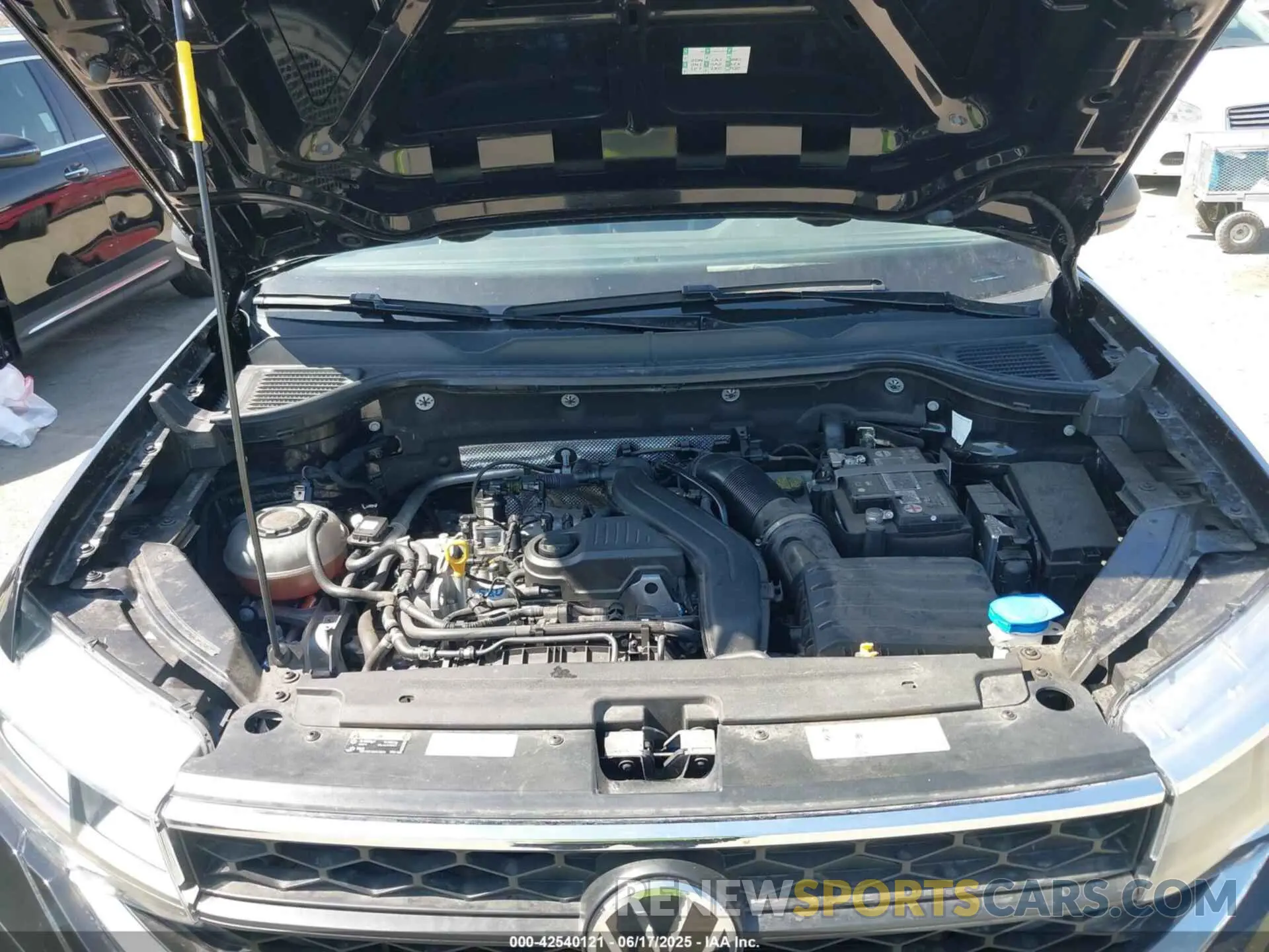 10 fotografías del automóvil dañado 3VVCX7B2XPM368761 VOLKSWAGEN TAOS 2023
