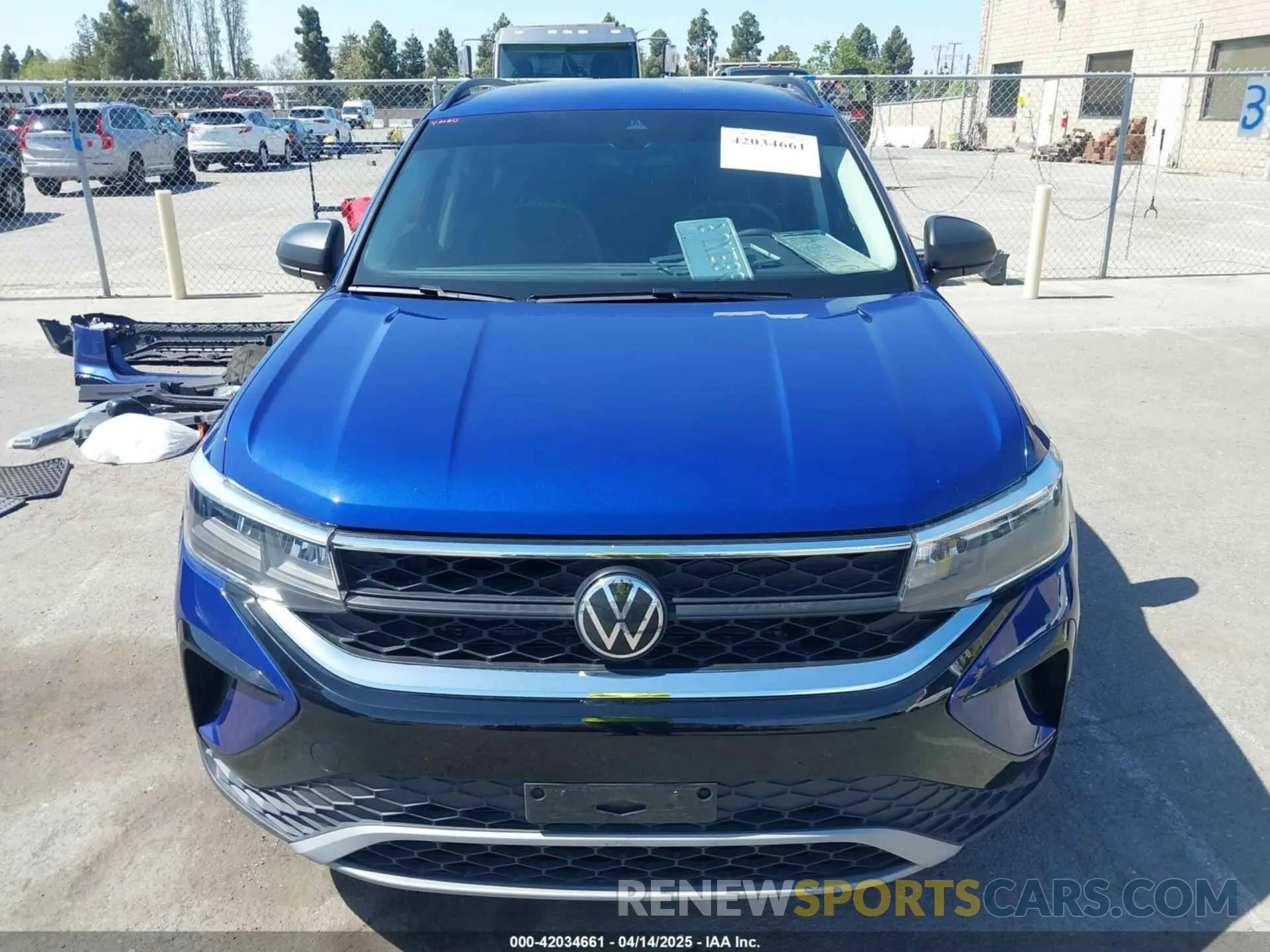 13 fotografías del automóvil dañado 3VVDX7B24PM382465 VOLKSWAGEN TAOS 2023