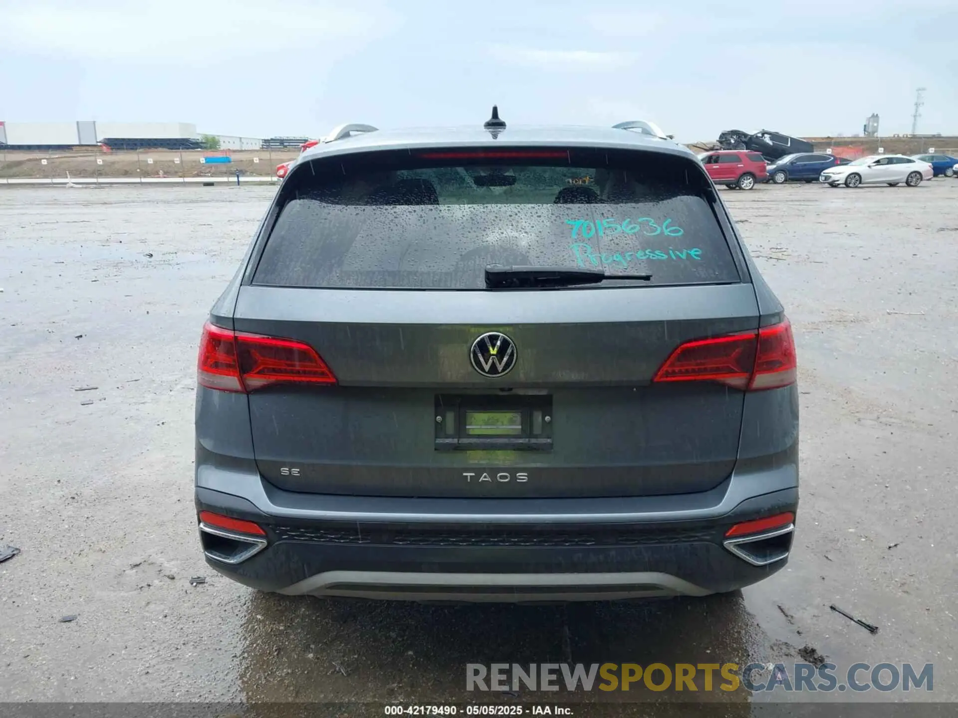 16 fotografías del automóvil dañado 3VVEX7B21PM344647 VOLKSWAGEN TAOS 2023