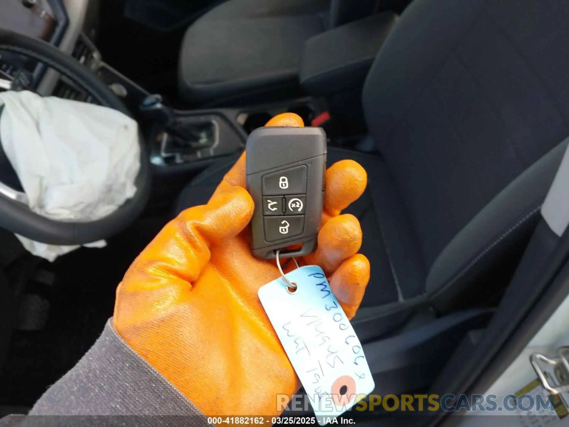 11 fotografías del automóvil dañado 3VVEX7B29PM300606 VOLKSWAGEN TAOS 2023