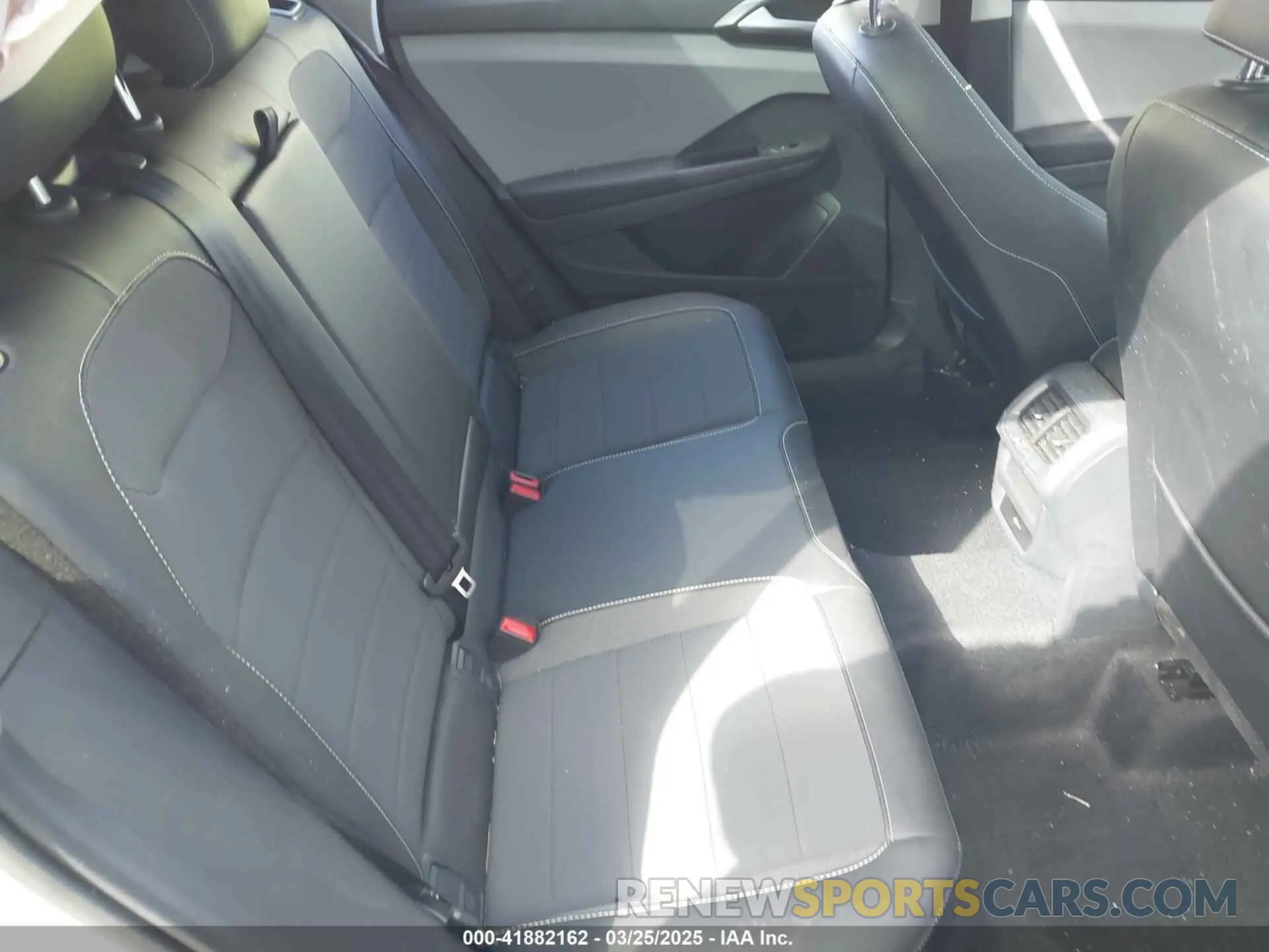 8 fotografías del automóvil dañado 3VVEX7B29PM300606 VOLKSWAGEN TAOS 2023