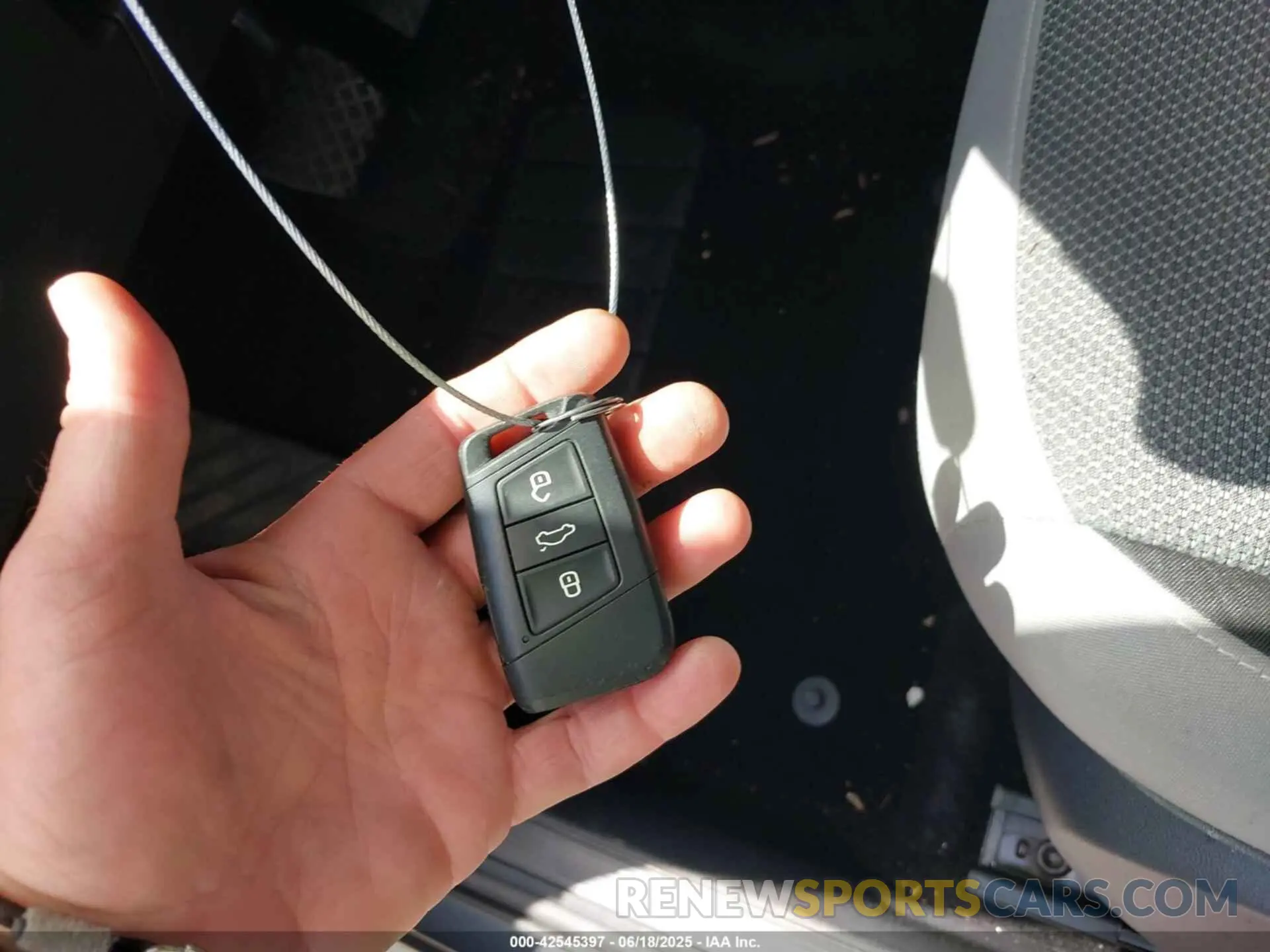 11 fotografías del automóvil dañado 3VVMX7B24PM356965 VOLKSWAGEN TAOS 2023