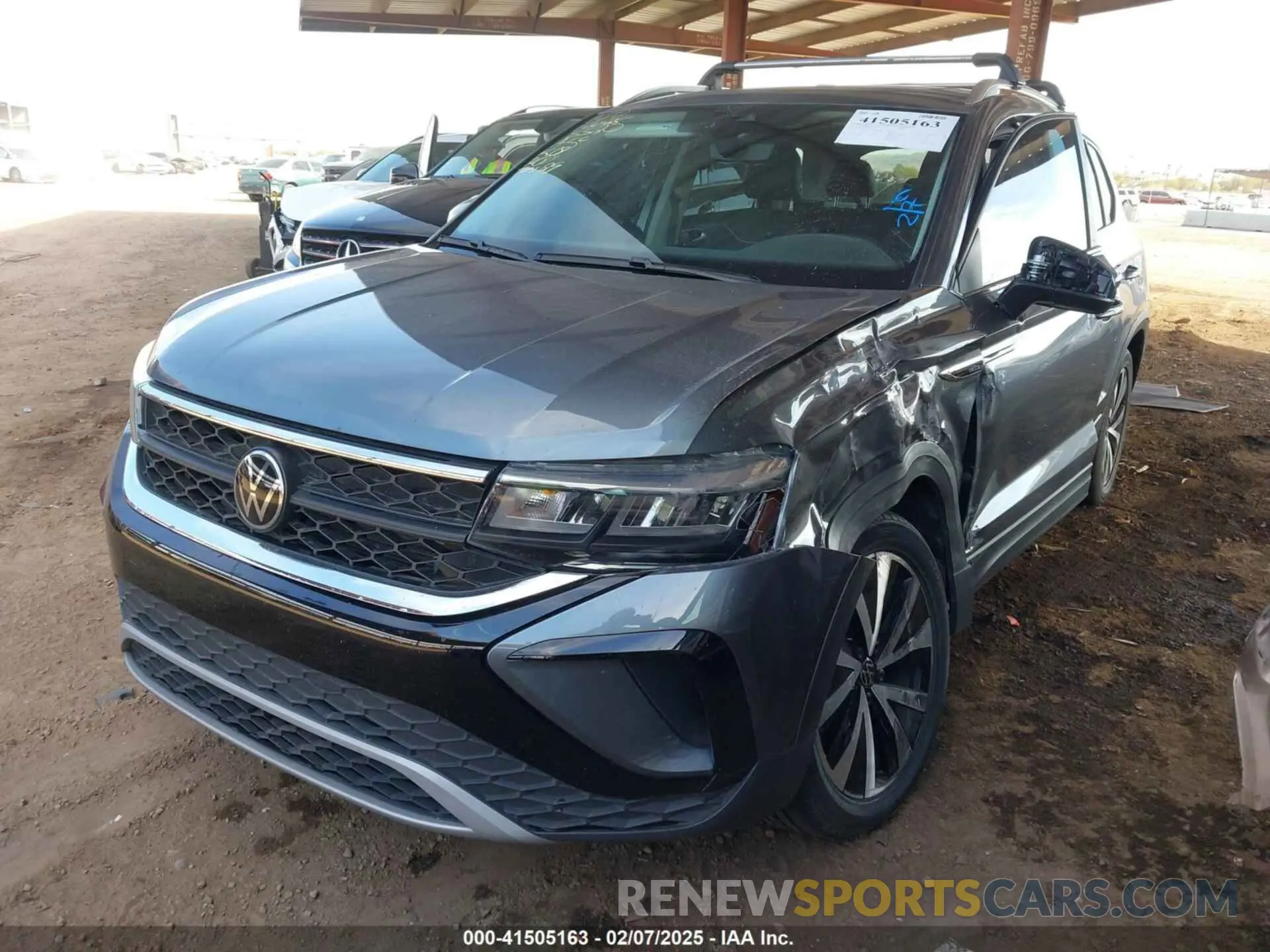 2 fotografías del automóvil dañado 3VVNX7B22PM329543 VOLKSWAGEN TAOS 2023