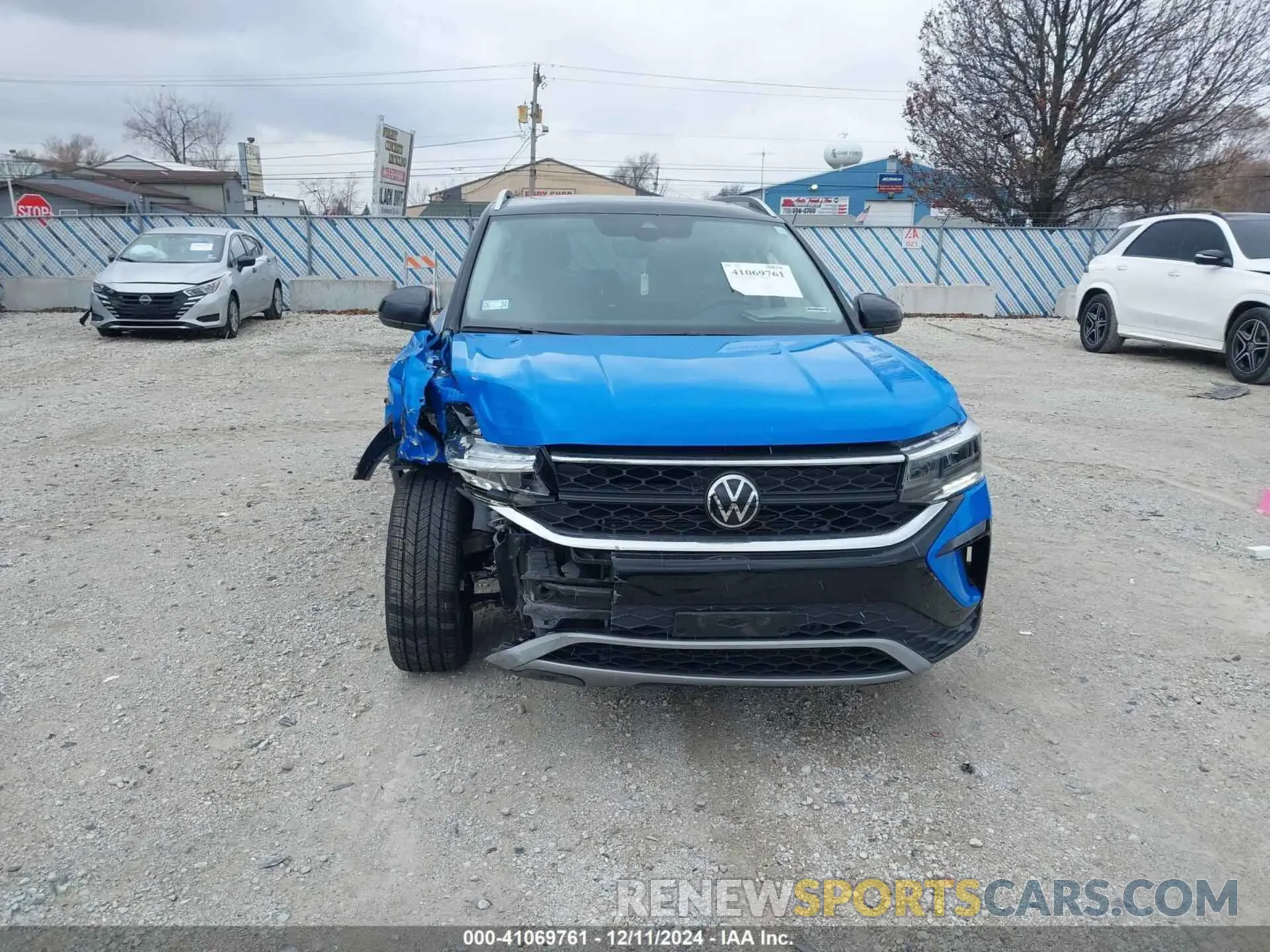 12 fotografías del automóvil dañado 3VVNX7B23PM344536 VOLKSWAGEN TAOS 2023
