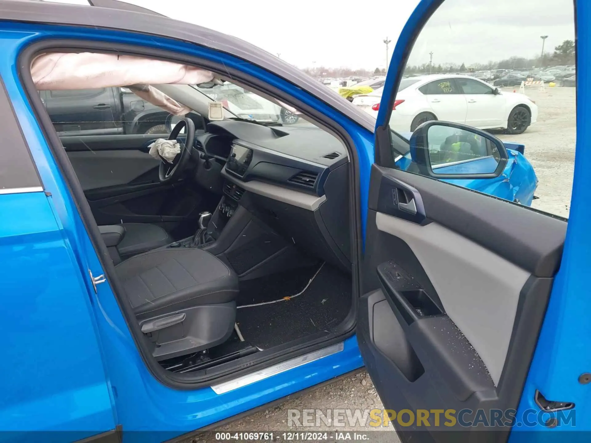 5 fotografías del automóvil dañado 3VVNX7B23PM344536 VOLKSWAGEN TAOS 2023