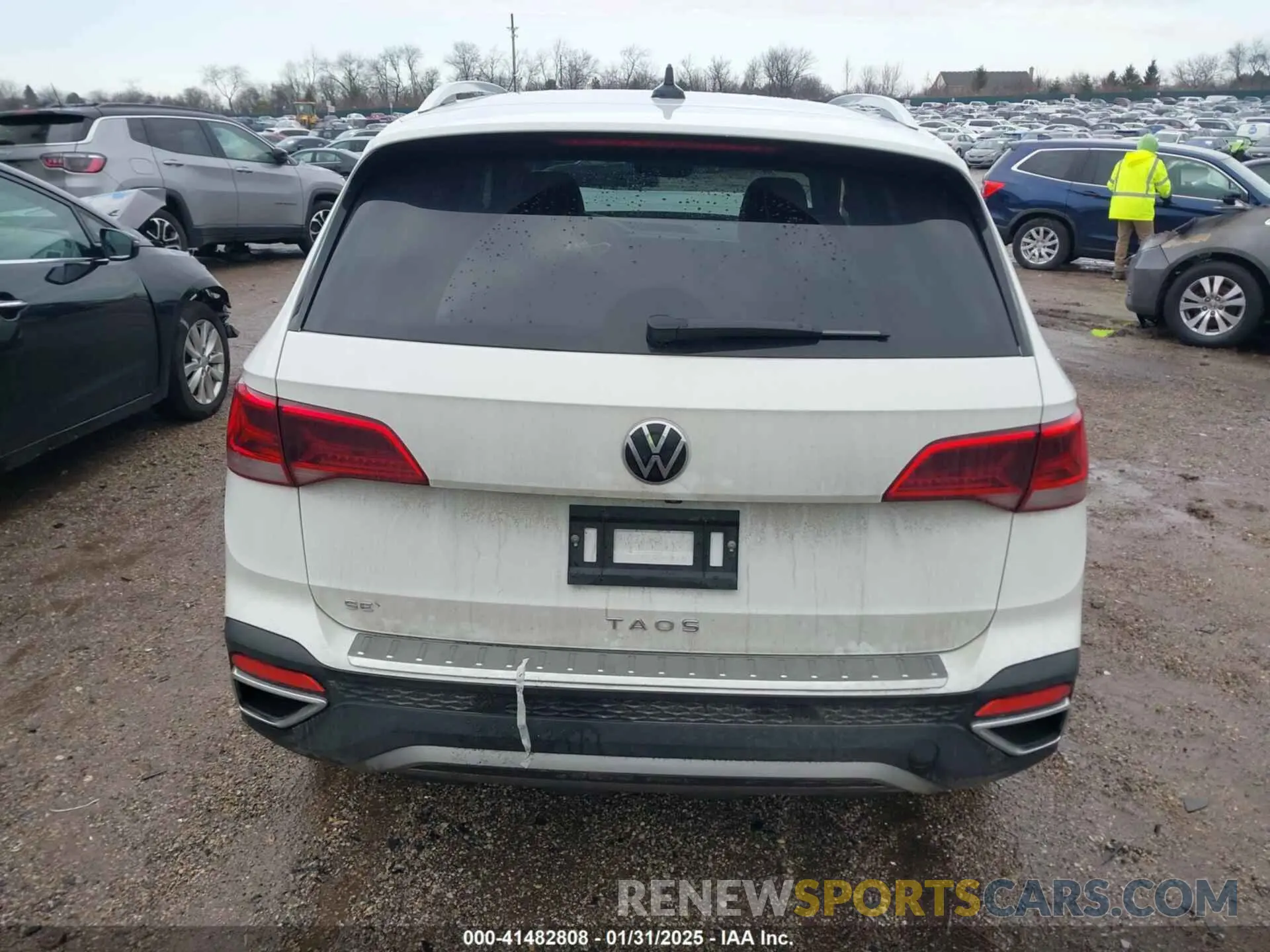 16 fotografías del automóvil dañado 3VVSX7B20PM335666 VOLKSWAGEN TAOS 2023