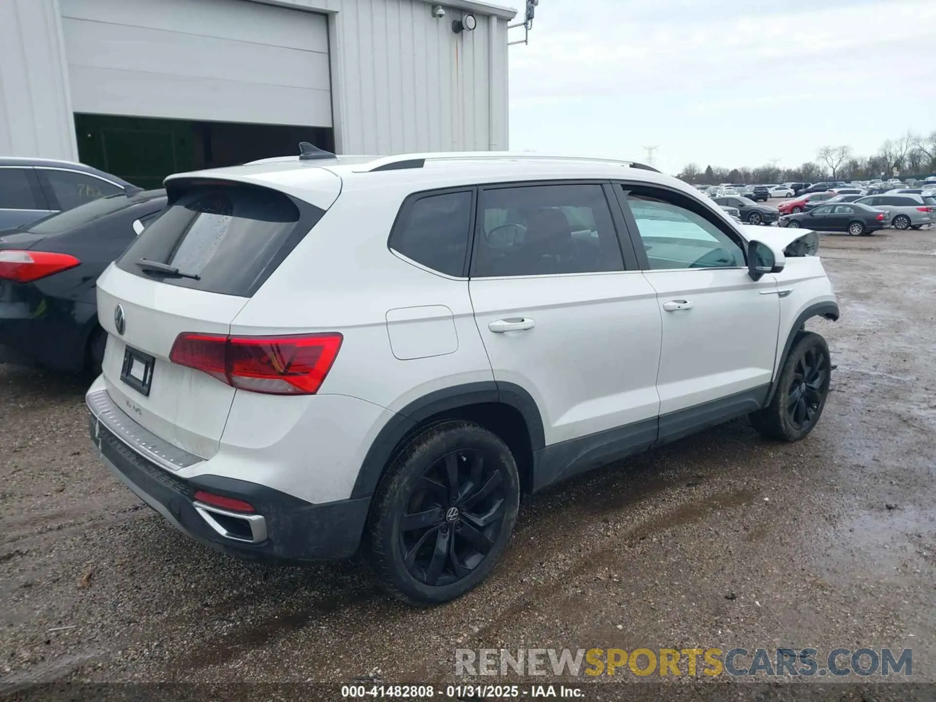 4 fotografías del automóvil dañado 3VVSX7B20PM335666 VOLKSWAGEN TAOS 2023