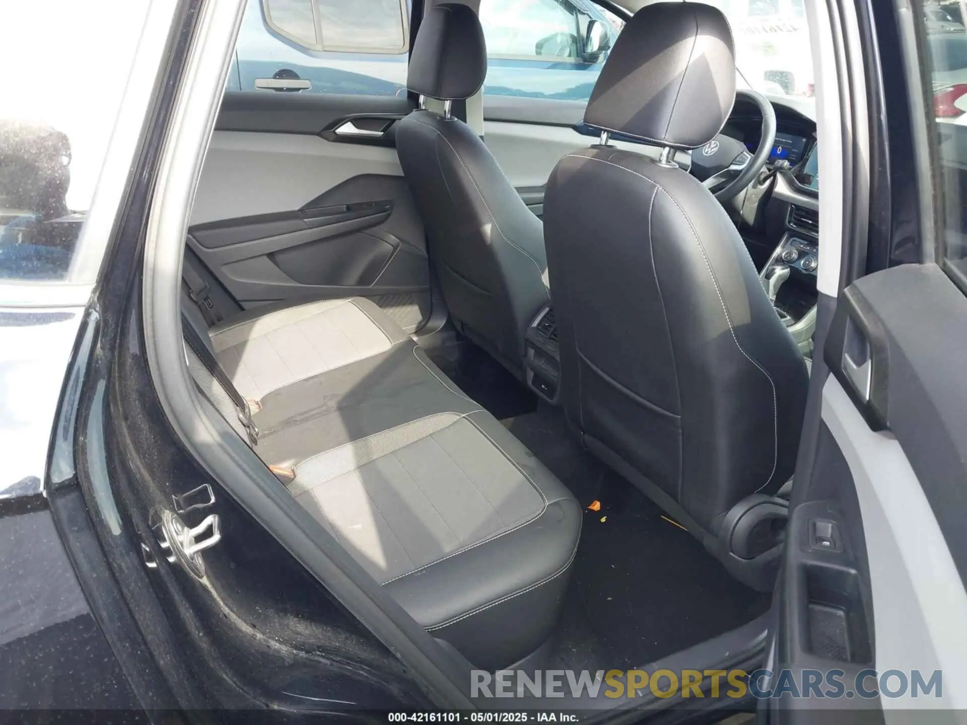 8 fotografías del automóvil dañado 3VVSX7B29PM304772 VOLKSWAGEN TAOS 2023