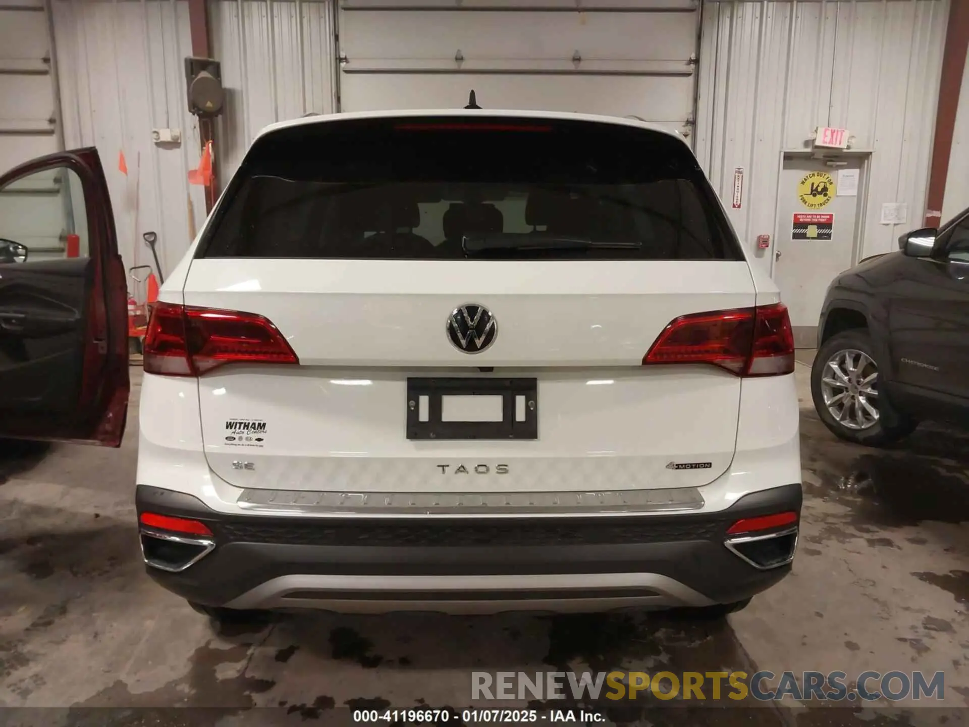 16 fotografías del automóvil dañado 3VVVX7B20PM373721 VOLKSWAGEN TAOS 2023