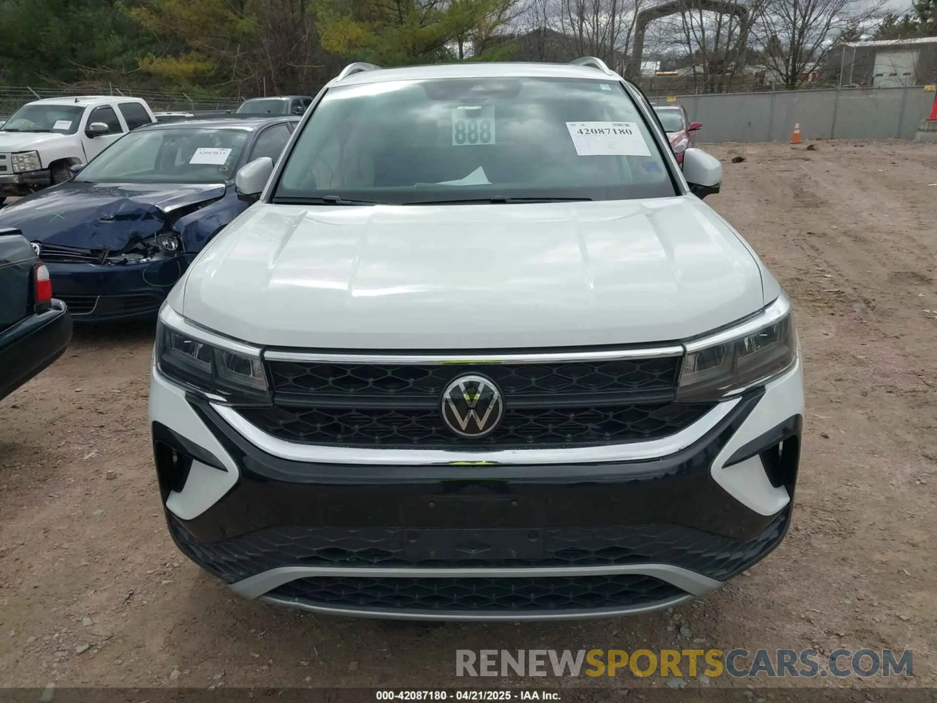 12 fotografías del automóvil dañado 3VVVX7B28PM360666 VOLKSWAGEN TAOS 2023