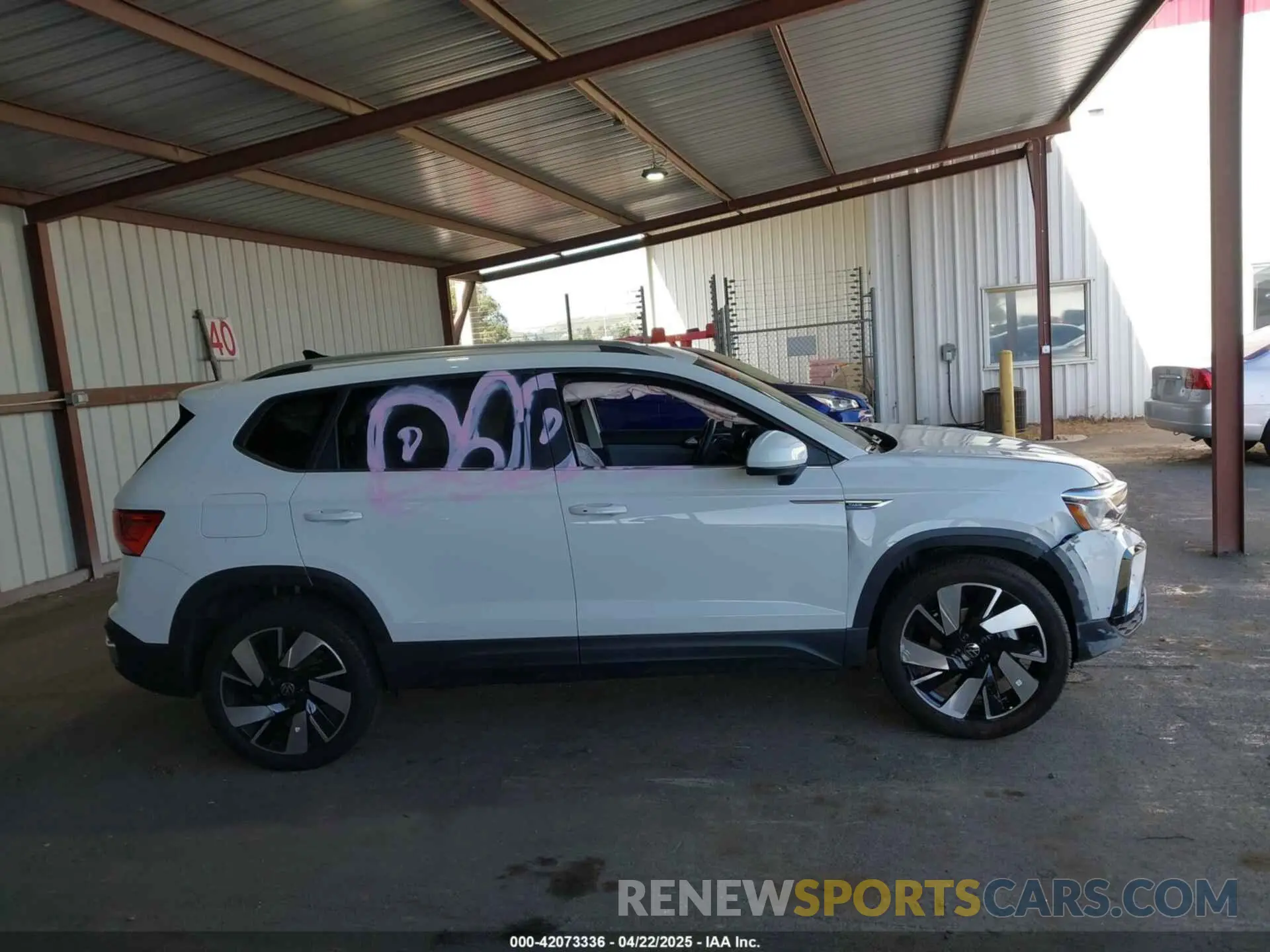 13 fotografías del automóvil dañado 3VV4X7B27RM081773 VOLKSWAGEN TAOS 2024
