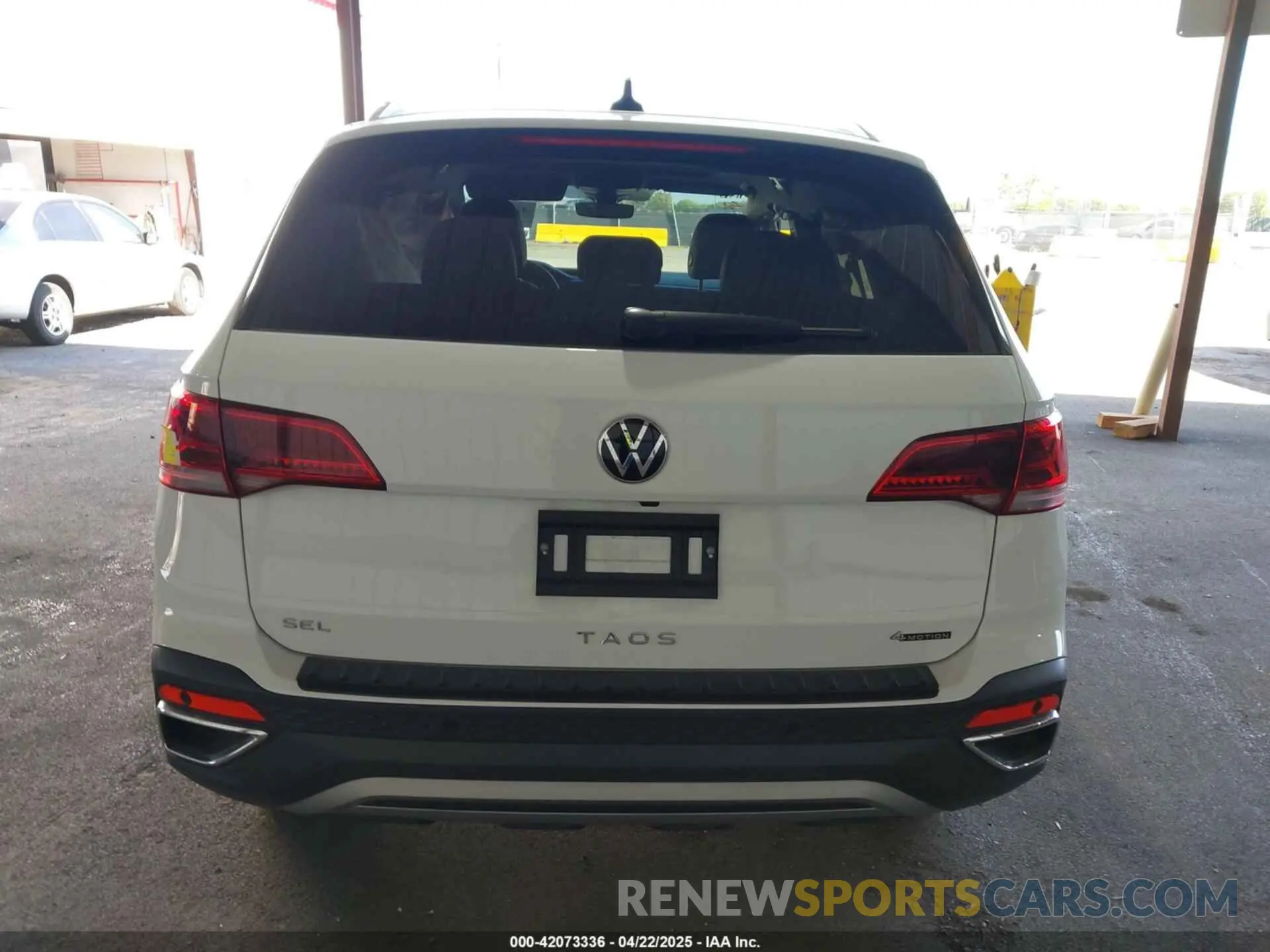 16 fotografías del automóvil dañado 3VV4X7B27RM081773 VOLKSWAGEN TAOS 2024