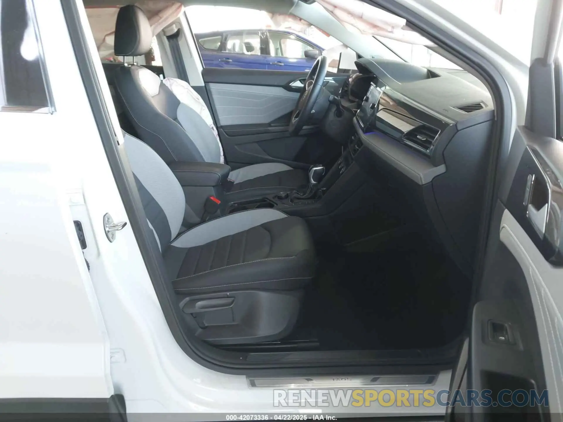 5 fotografías del automóvil dañado 3VV4X7B27RM081773 VOLKSWAGEN TAOS 2024