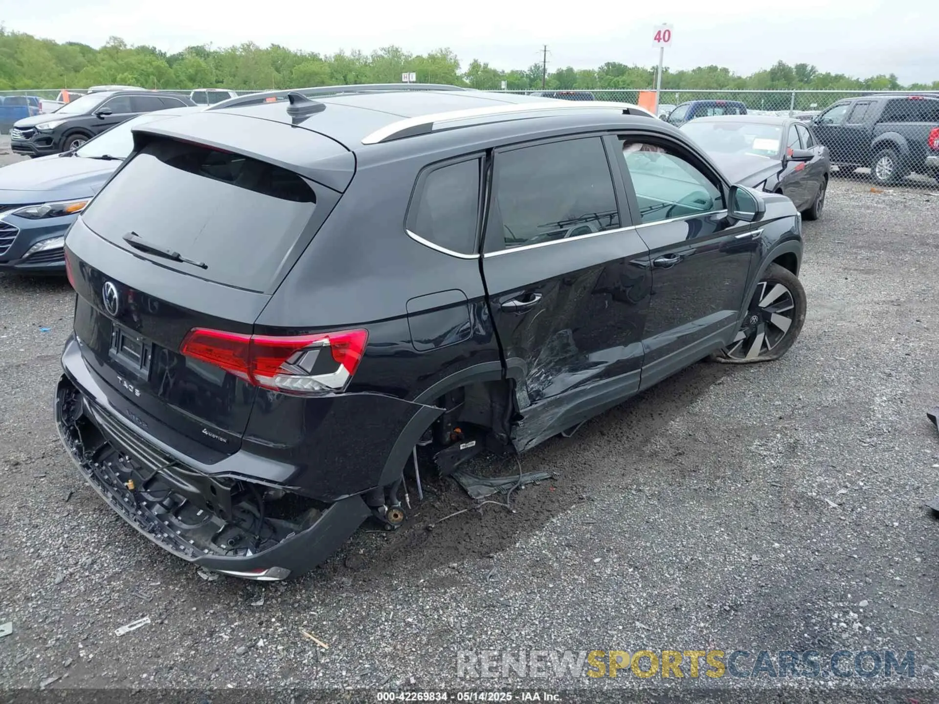 4 fotografías del automóvil dañado 3VV4X7B29RM036589 VOLKSWAGEN TAOS 2024