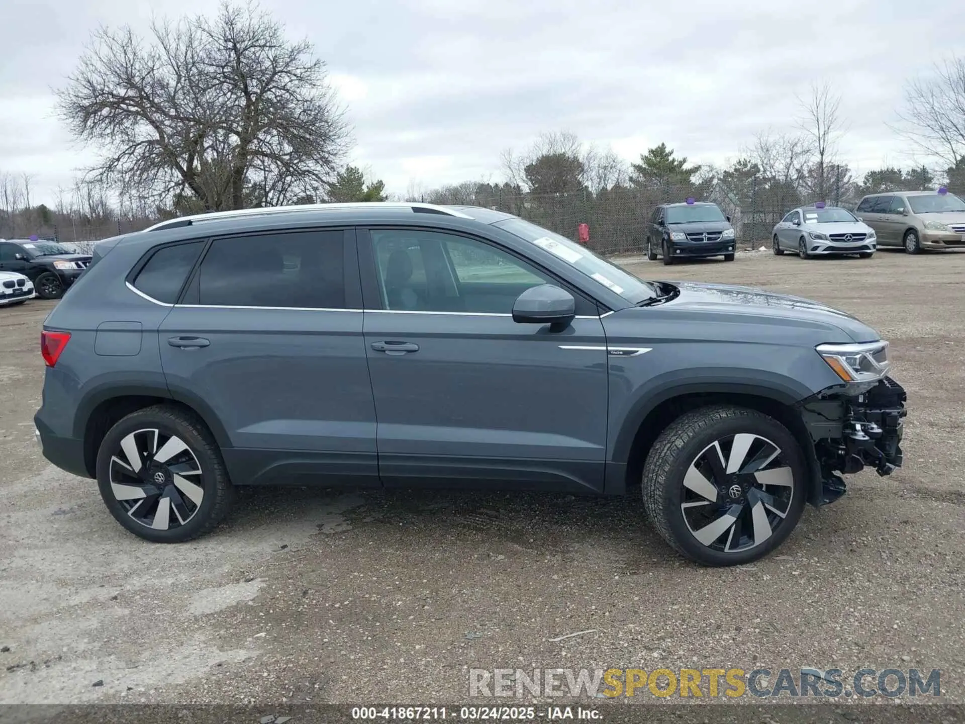 13 fotografías del automóvil dañado 3VV4X7B2XRM118086 VOLKSWAGEN TAOS 2024