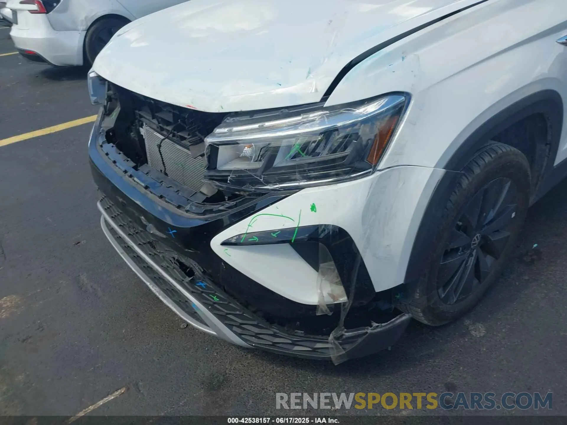 6 fotografías del automóvil dañado 3VV5X7B21RM101357 VOLKSWAGEN TAOS 2024