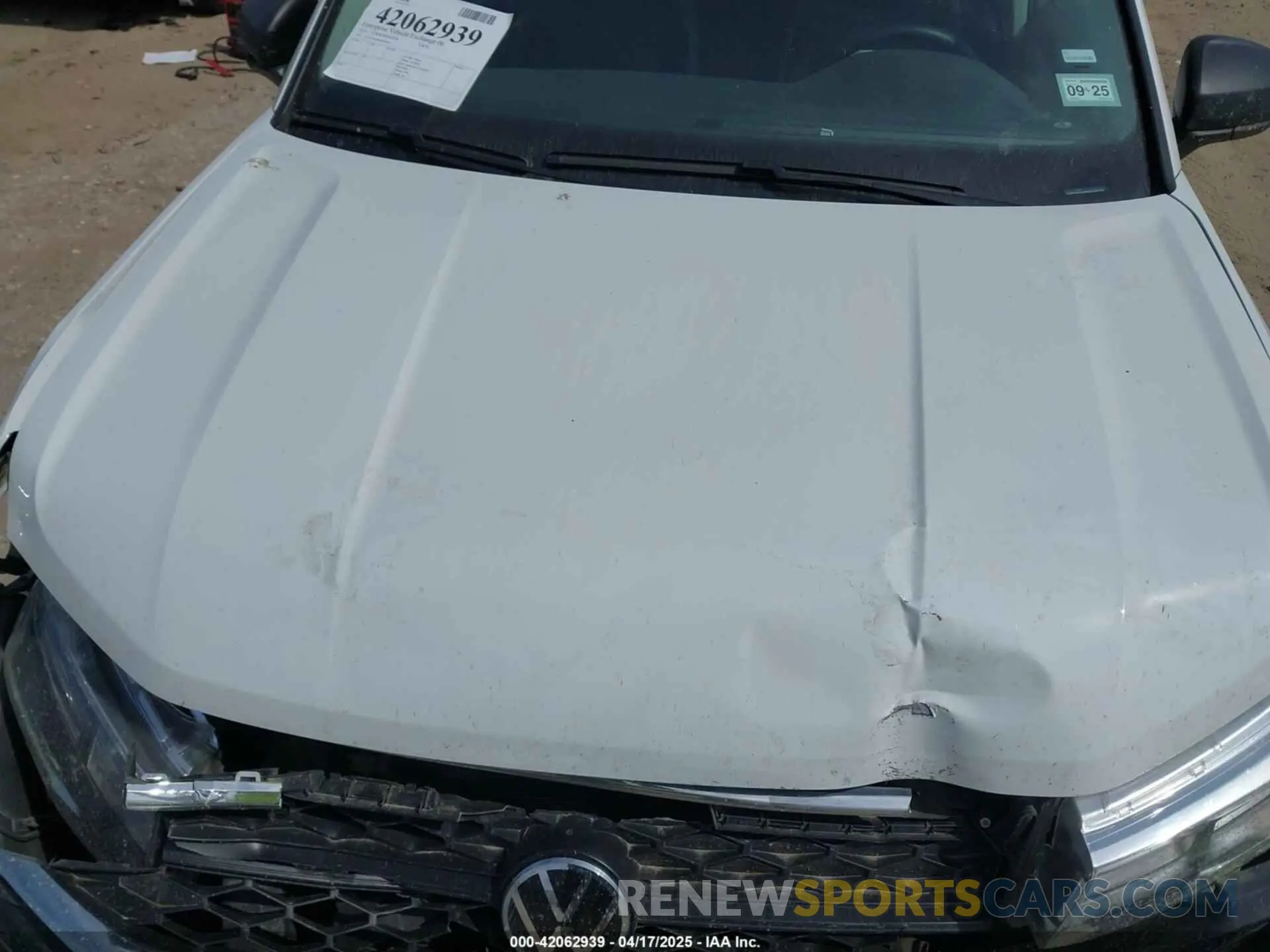 10 fotografías del automóvil dañado 3VV5X7B28RM010019 VOLKSWAGEN TAOS 2024
