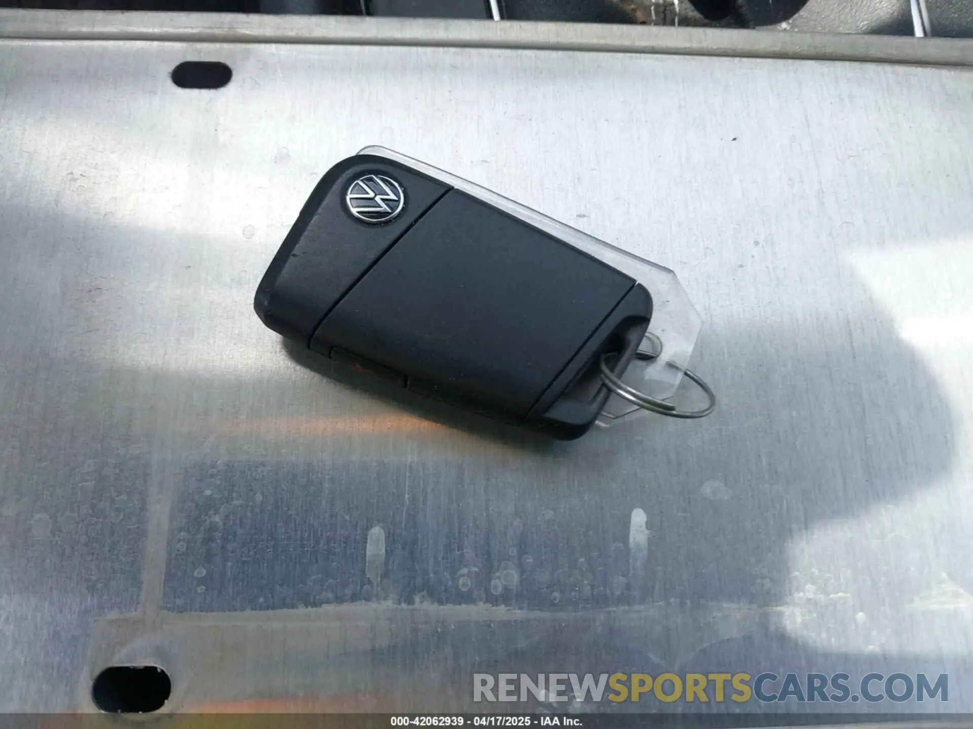 11 fotografías del automóvil dañado 3VV5X7B28RM010019 VOLKSWAGEN TAOS 2024