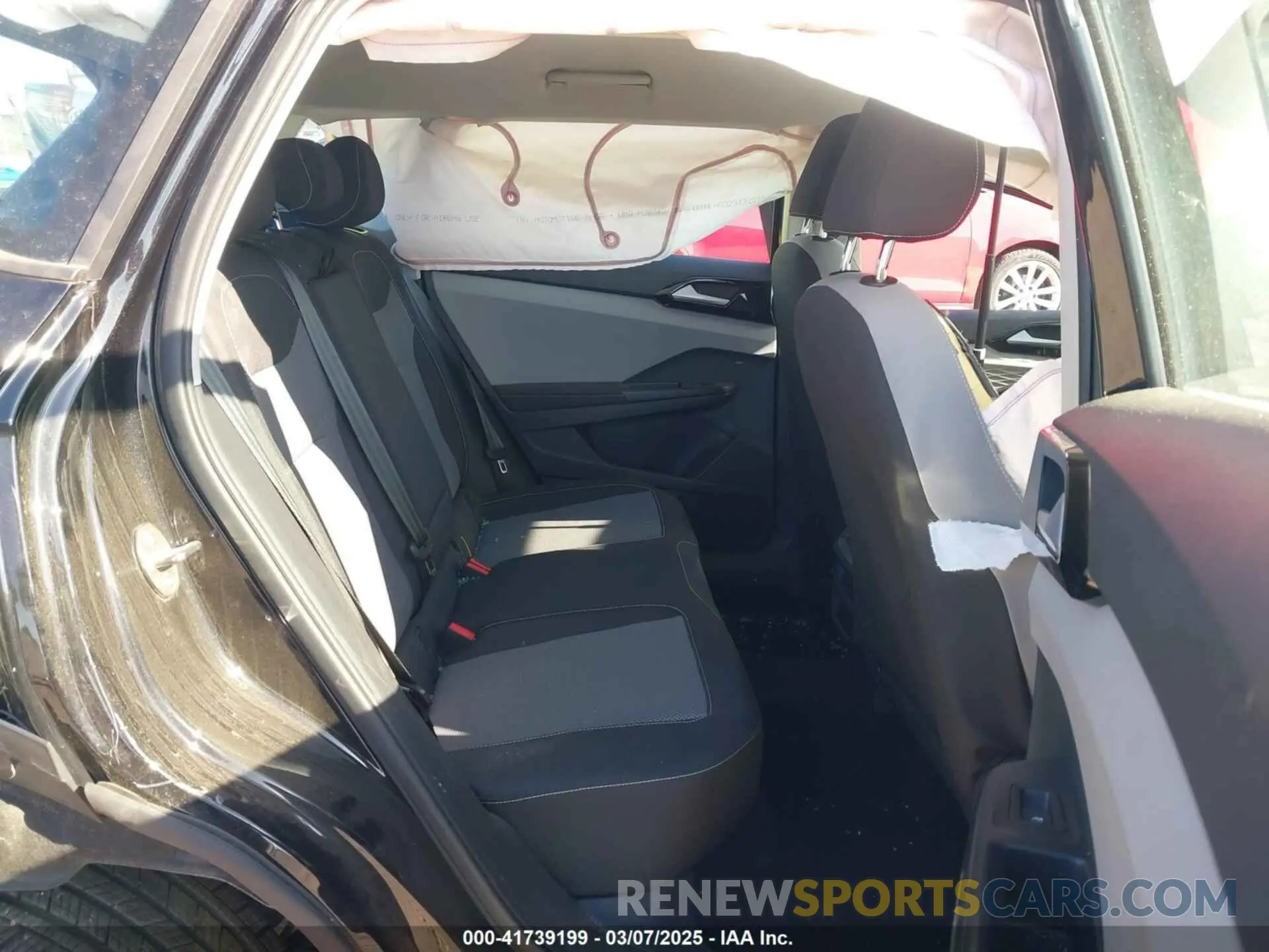 8 fotografías del automóvil dañado 3VV5X7B28RM054828 VOLKSWAGEN TAOS 2024