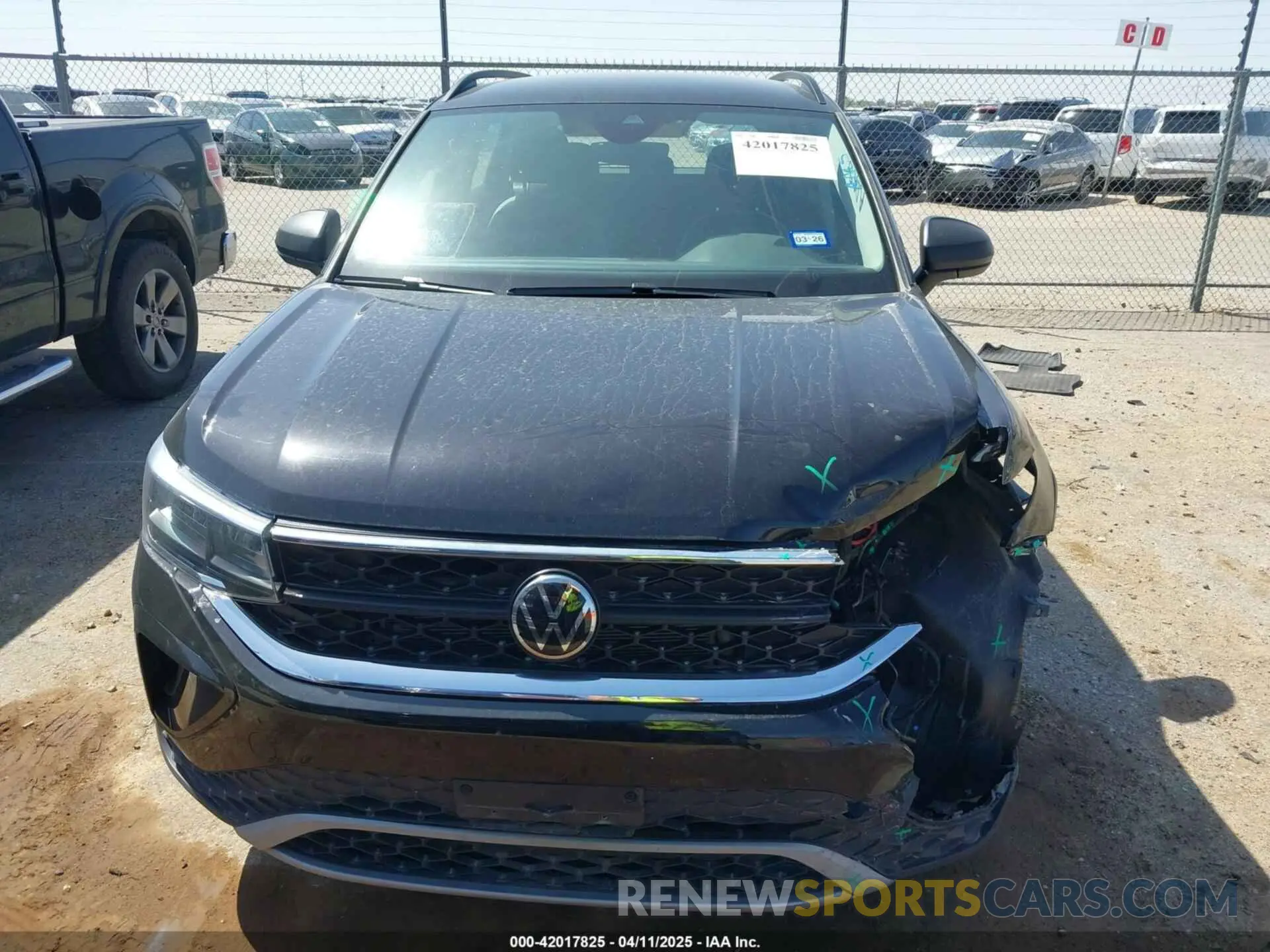 13 fotografías del automóvil dañado 3VV5X7B29RM066308 VOLKSWAGEN TAOS 2024