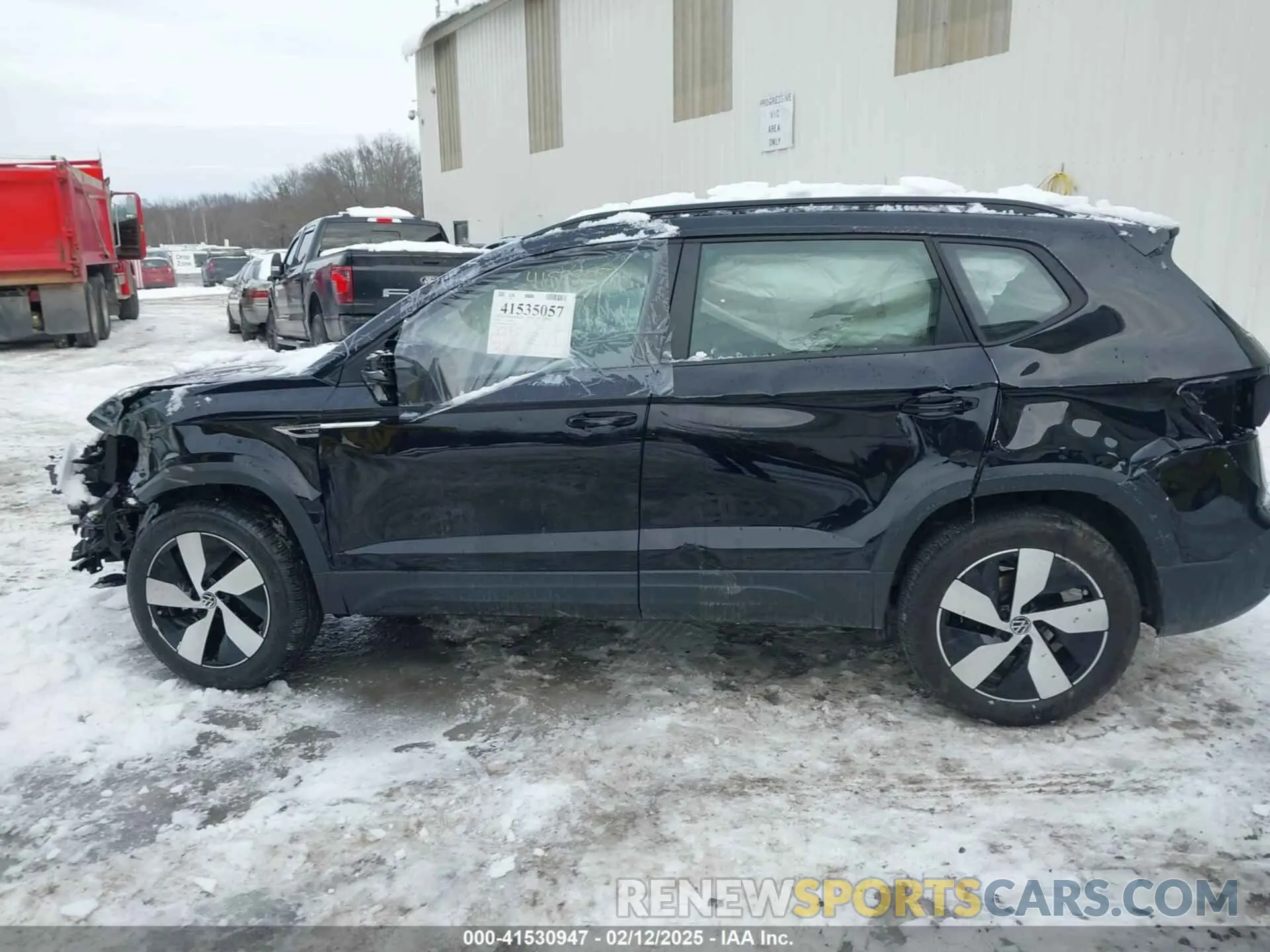 14 fotografías del automóvil dañado 3VV8X7B2XRM116887 VOLKSWAGEN TAOS 2024