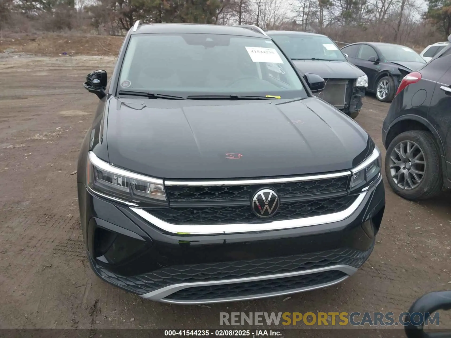 12 fotografías del automóvil dañado 3VVEX7B21RM077979 VOLKSWAGEN TAOS 2024