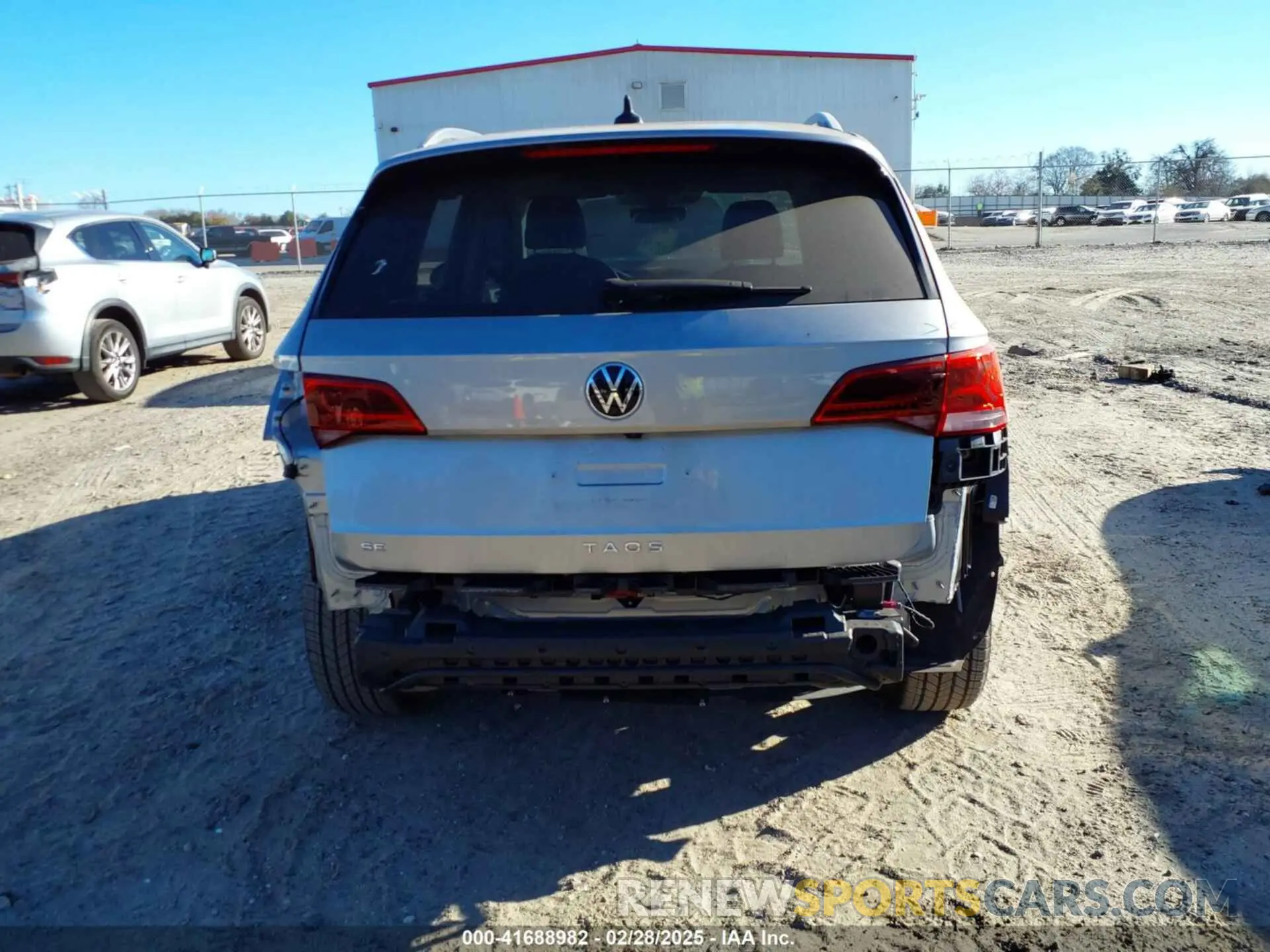 17 fotografías del automóvil dañado 3VVEX7B28RM004916 VOLKSWAGEN TAOS 2024