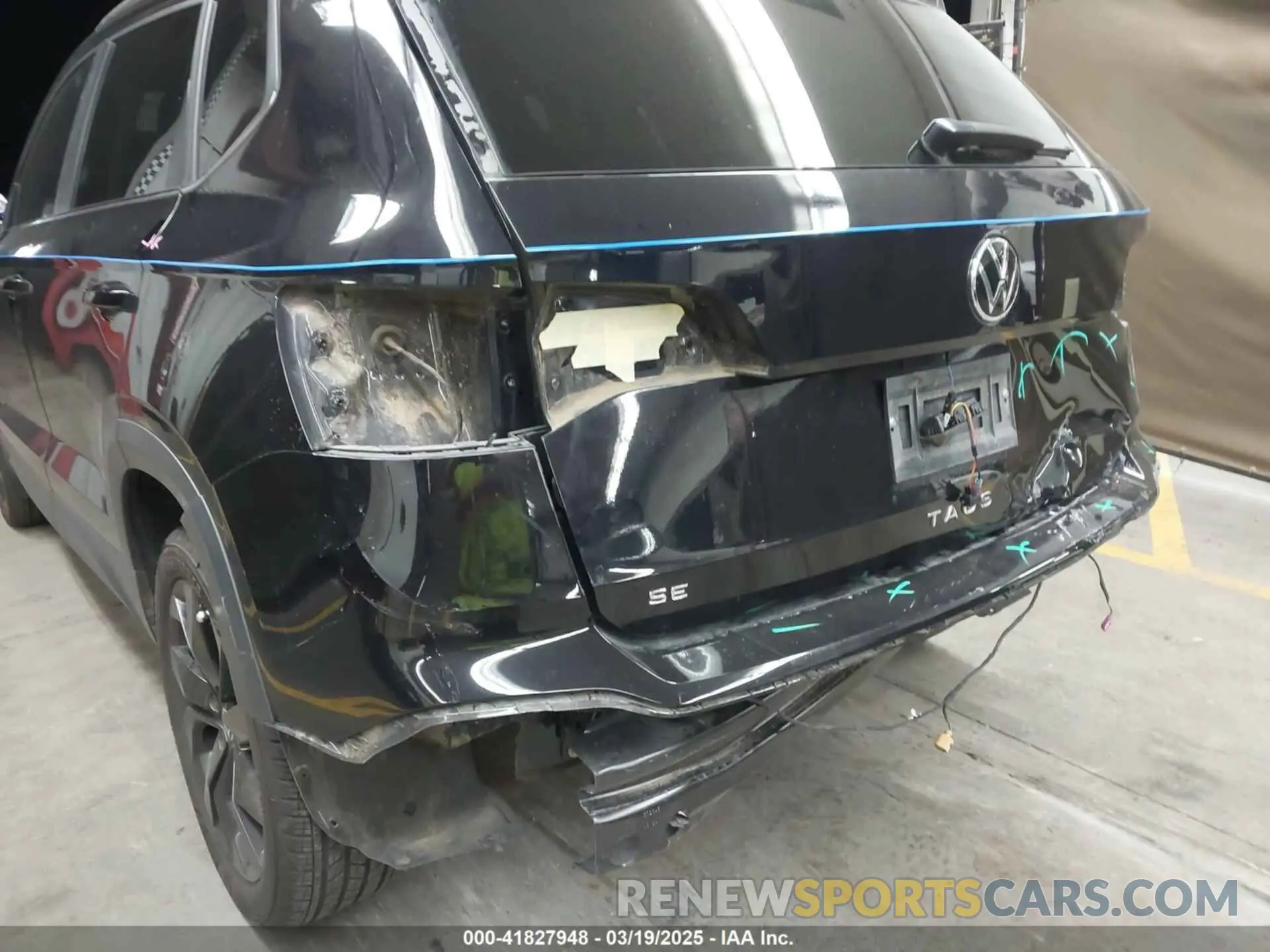 18 fotografías del automóvil dañado 3VVSX7B21RM056312 VOLKSWAGEN TAOS 2024