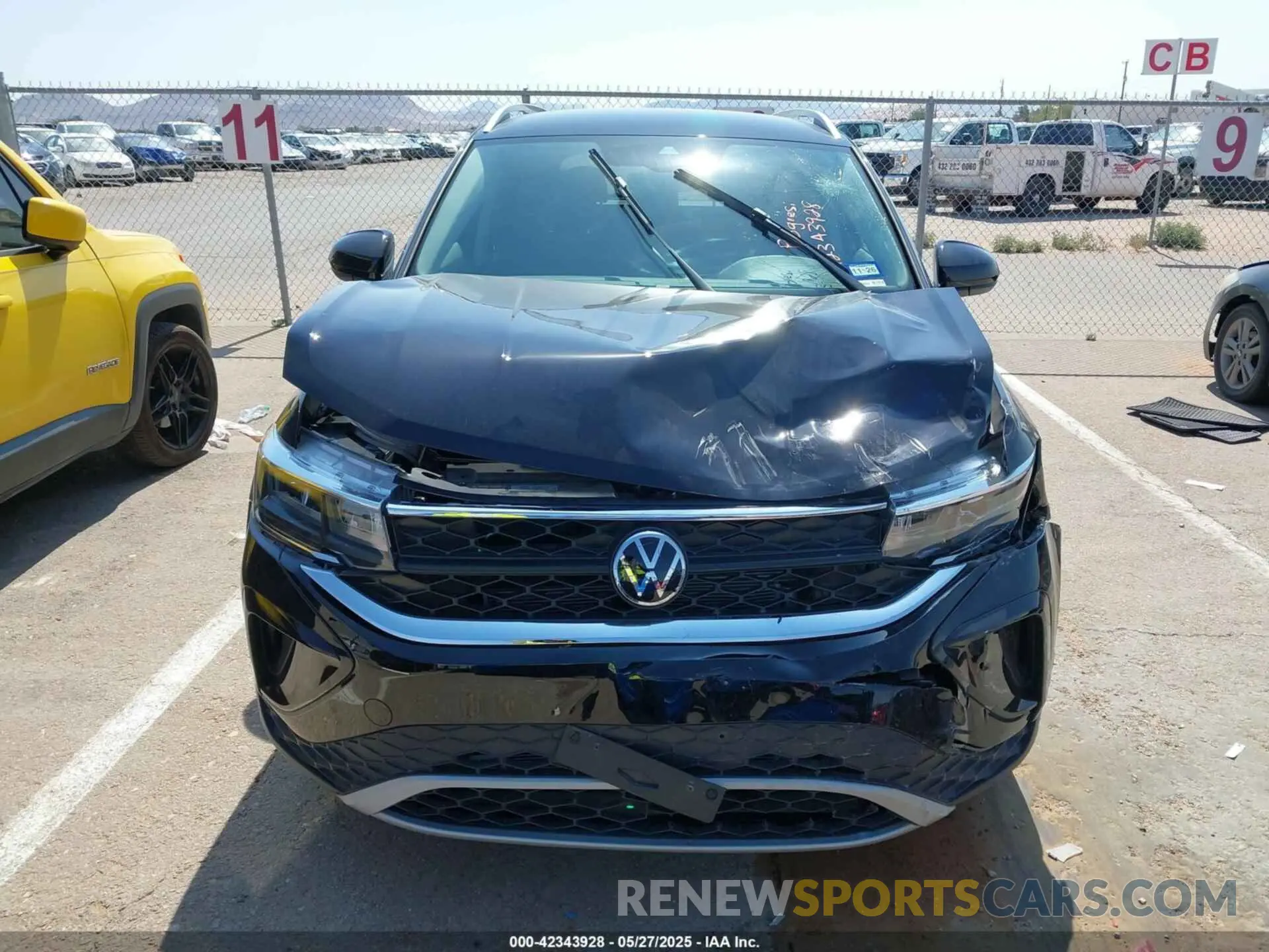 12 fotografías del automóvil dañado 3VVSX7B21RM114063 VOLKSWAGEN TAOS 2024