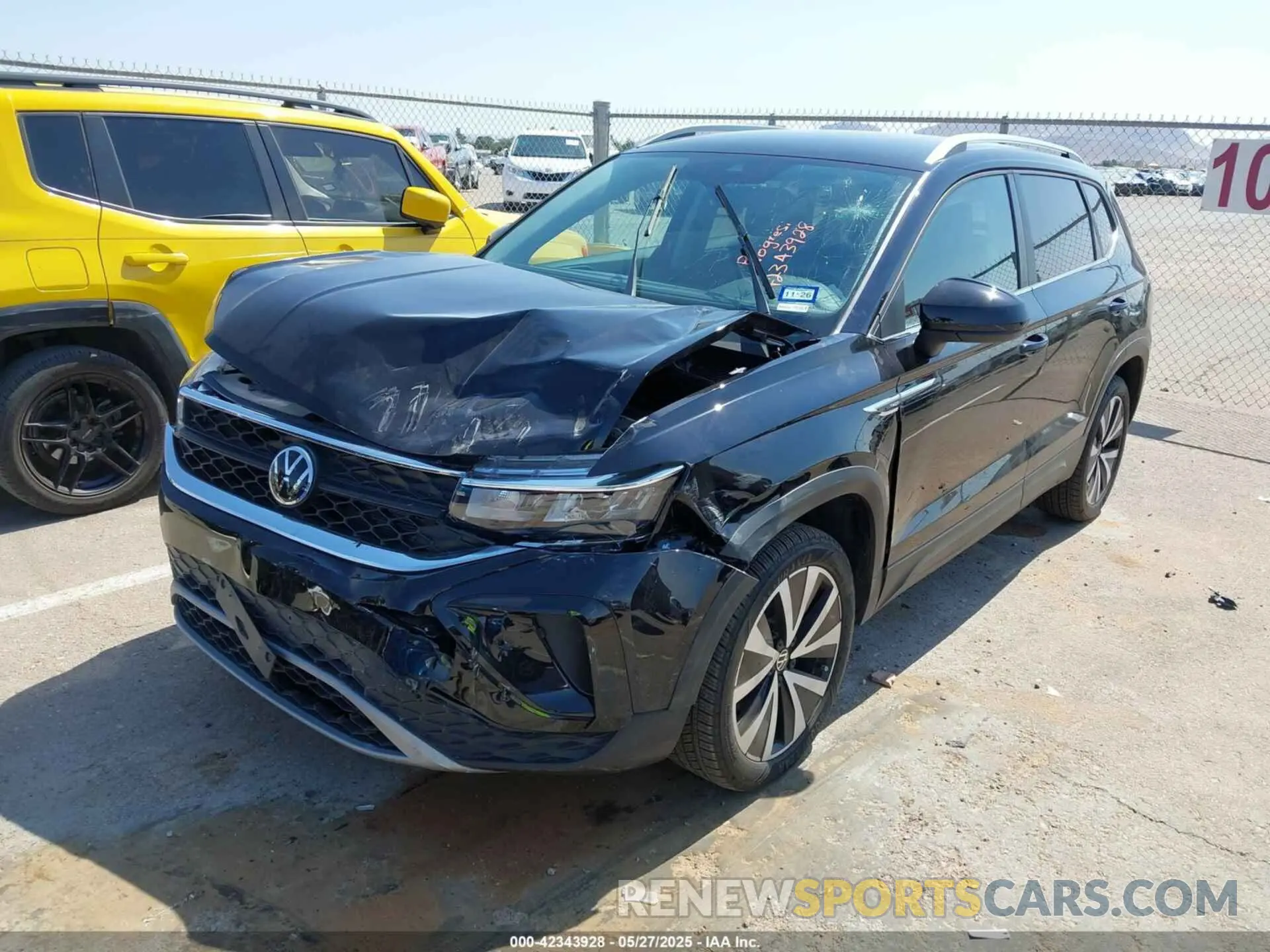2 fotografías del automóvil dañado 3VVSX7B21RM114063 VOLKSWAGEN TAOS 2024