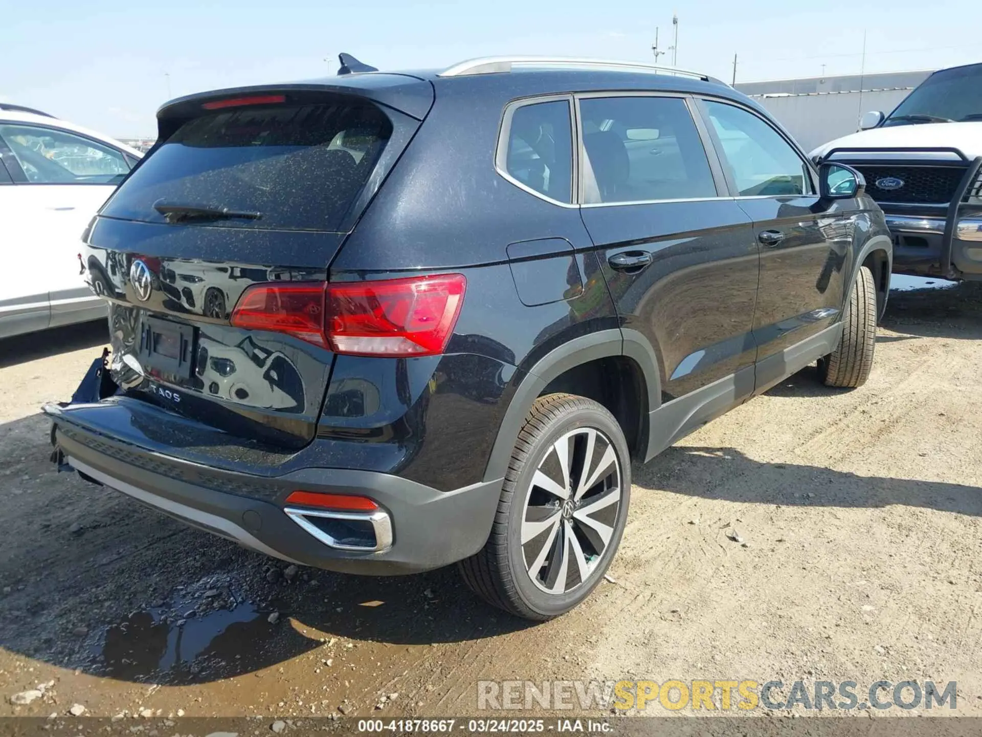 4 fotografías del automóvil dañado 3VVSX7B22RM016868 VOLKSWAGEN TAOS 2024