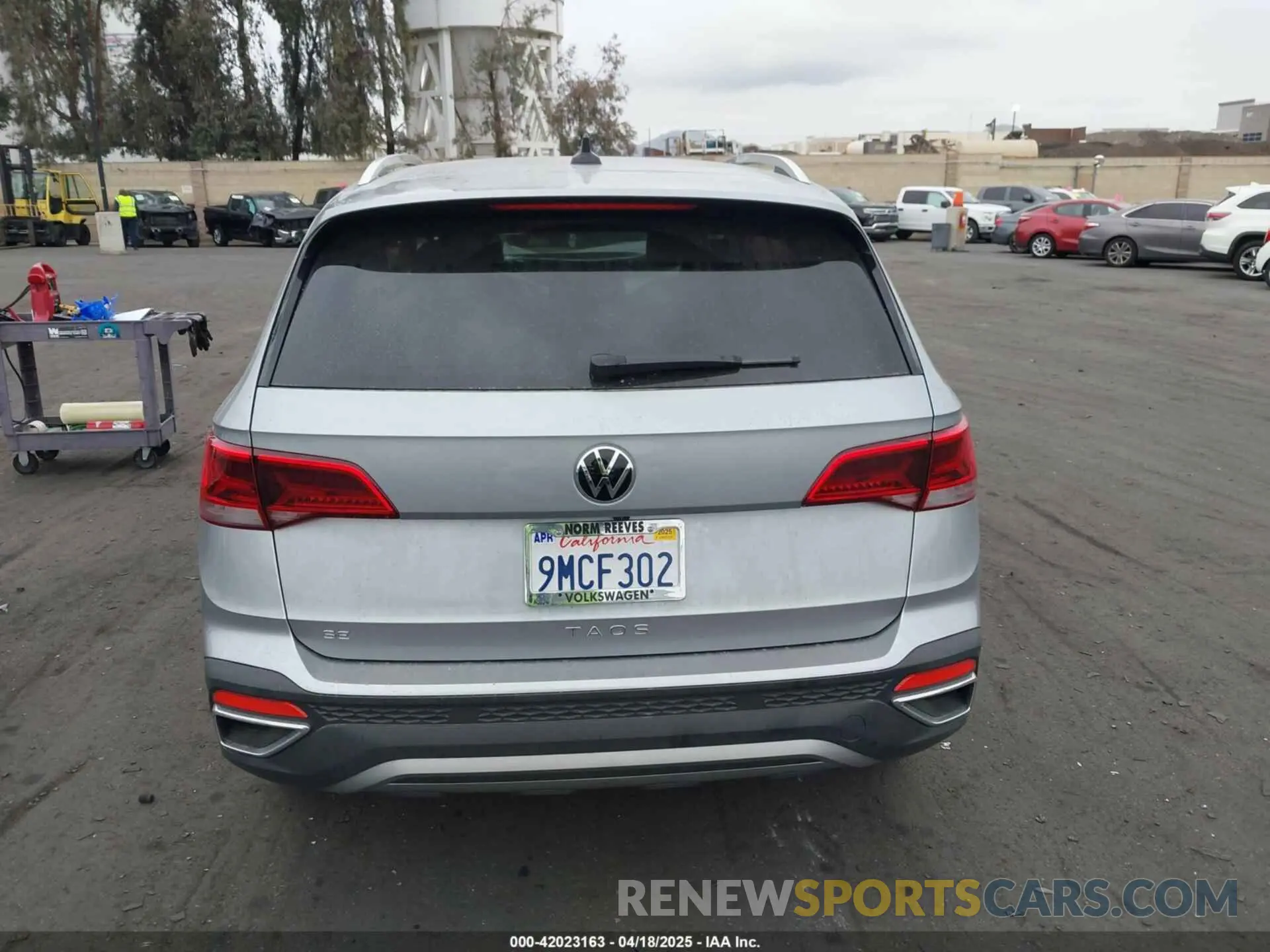 17 fotografías del automóvil dañado 3VVSX7B24RM068292 VOLKSWAGEN TAOS 2024