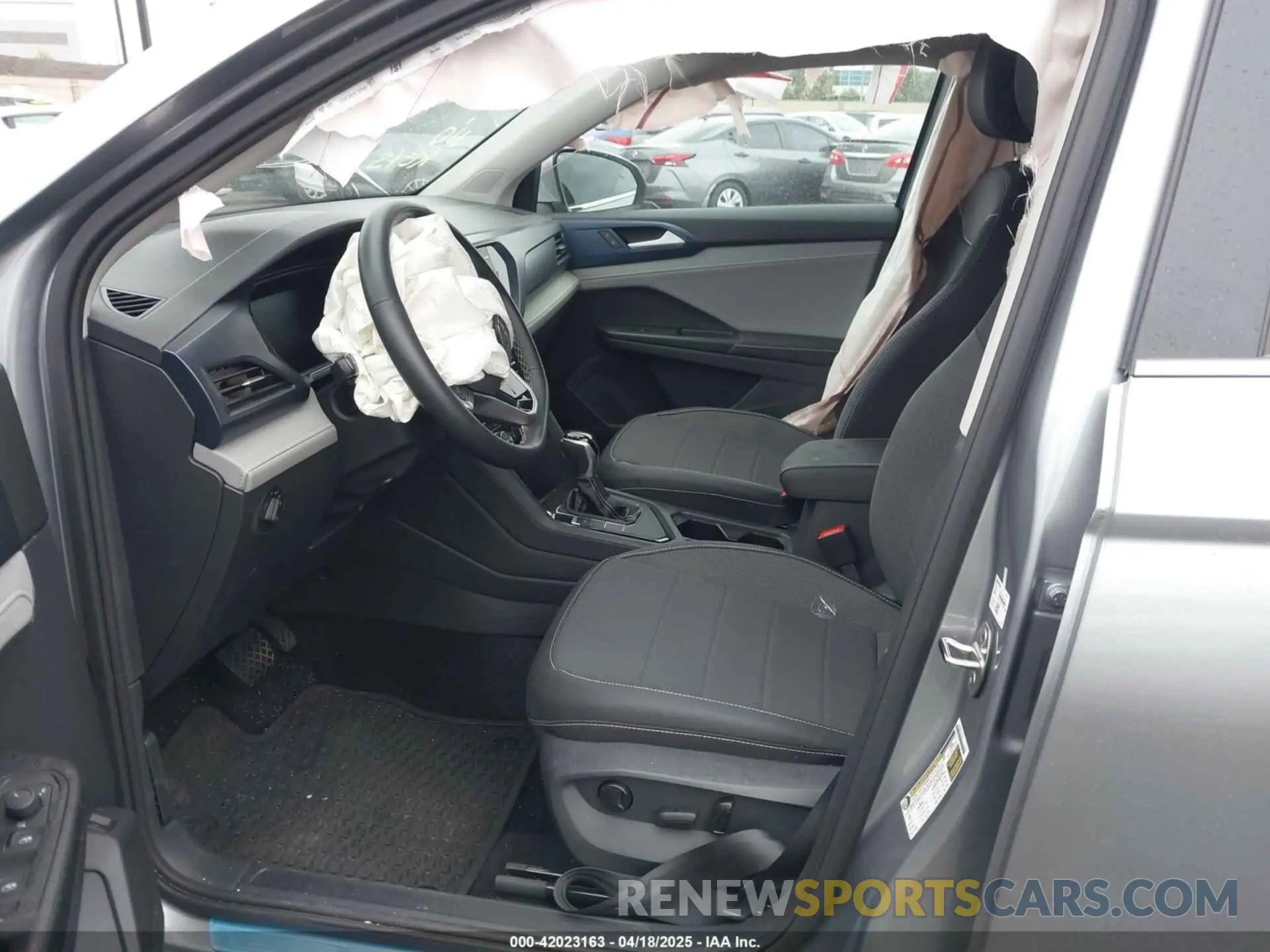 5 fotografías del automóvil dañado 3VVSX7B24RM068292 VOLKSWAGEN TAOS 2024