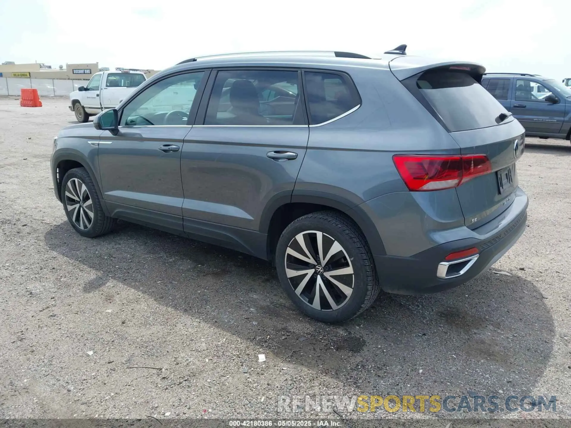 3 fotografías del automóvil dañado 3VVSX7B26RM020552 VOLKSWAGEN TAOS 2024