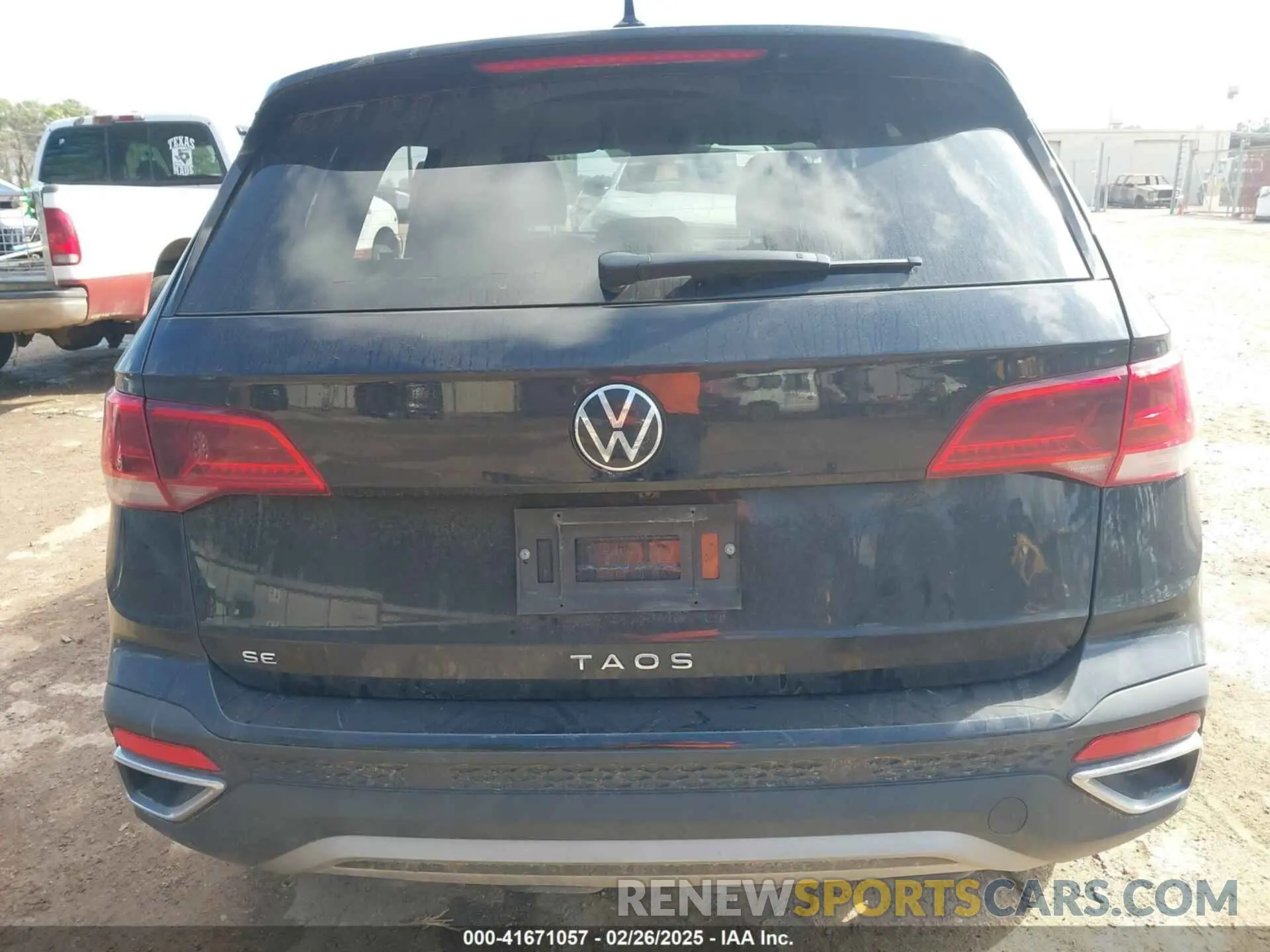 17 fotografías del automóvil dañado 3VVSX7B27RM008622 VOLKSWAGEN TAOS 2024