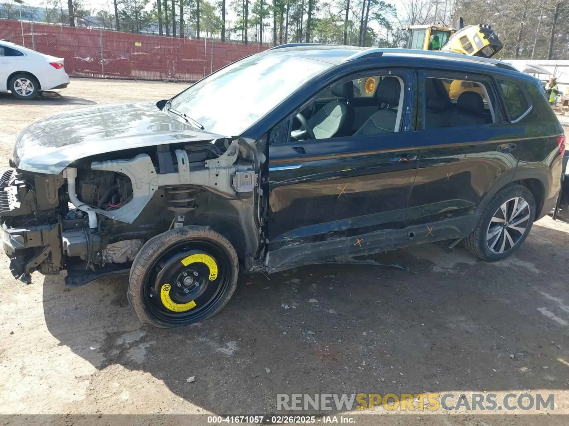 2 fotografías del automóvil dañado 3VVSX7B27RM008622 VOLKSWAGEN TAOS 2024