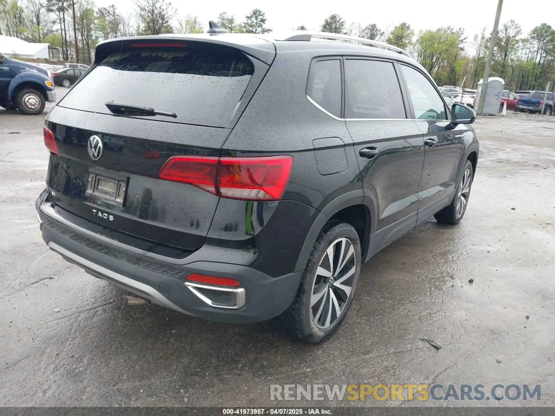 4 fotografías del automóvil dañado 3VVSX7B27RM019264 VOLKSWAGEN TAOS 2024