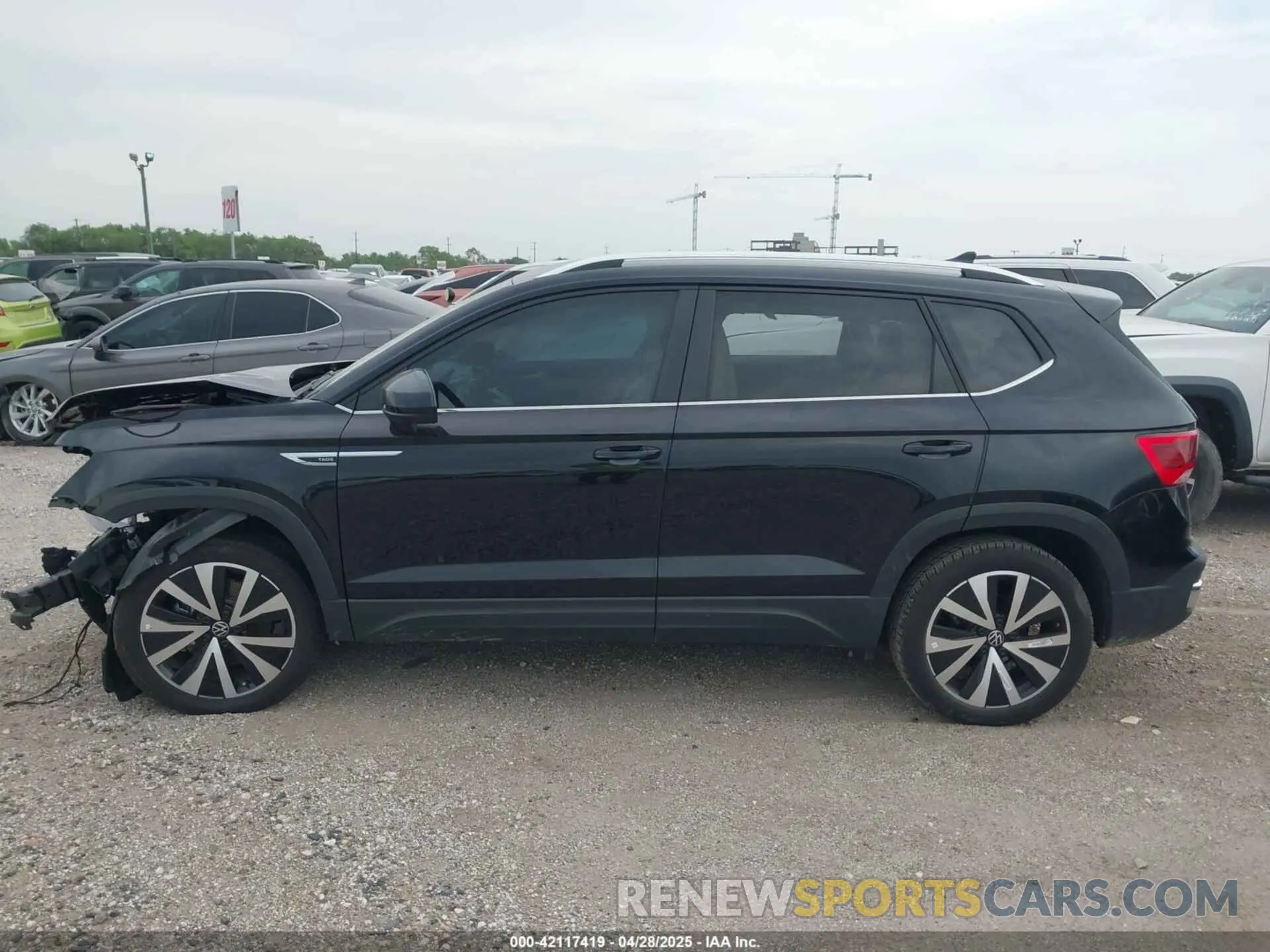 15 fotografías del automóvil dañado 3VVSX7B27RM064253 VOLKSWAGEN TAOS 2024